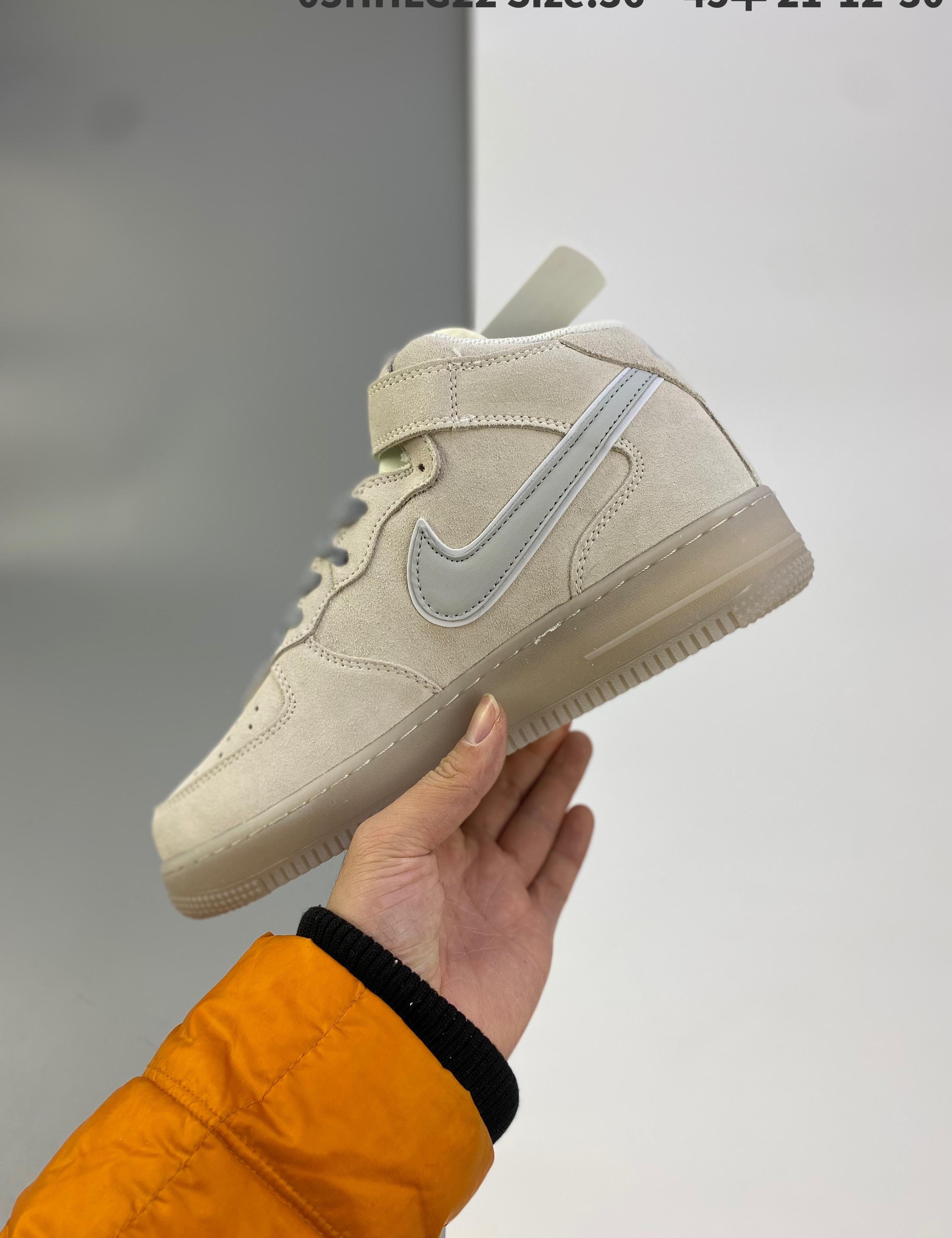 Air Force 1 07 Mid 36-45