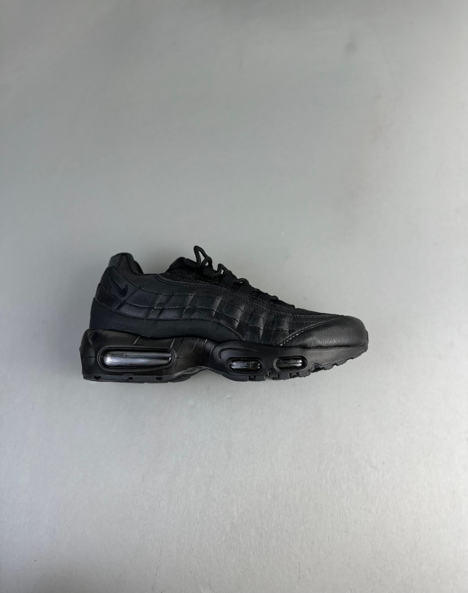 Triple Black Air Max 95 36-46