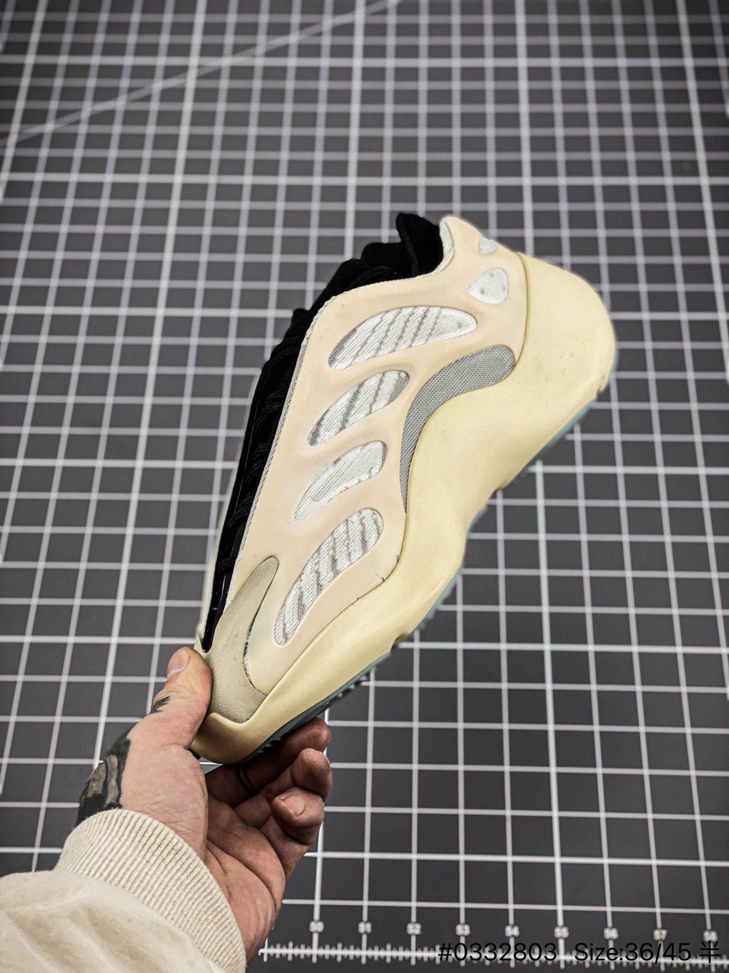 Yeezy 700v3 Azael 36-45