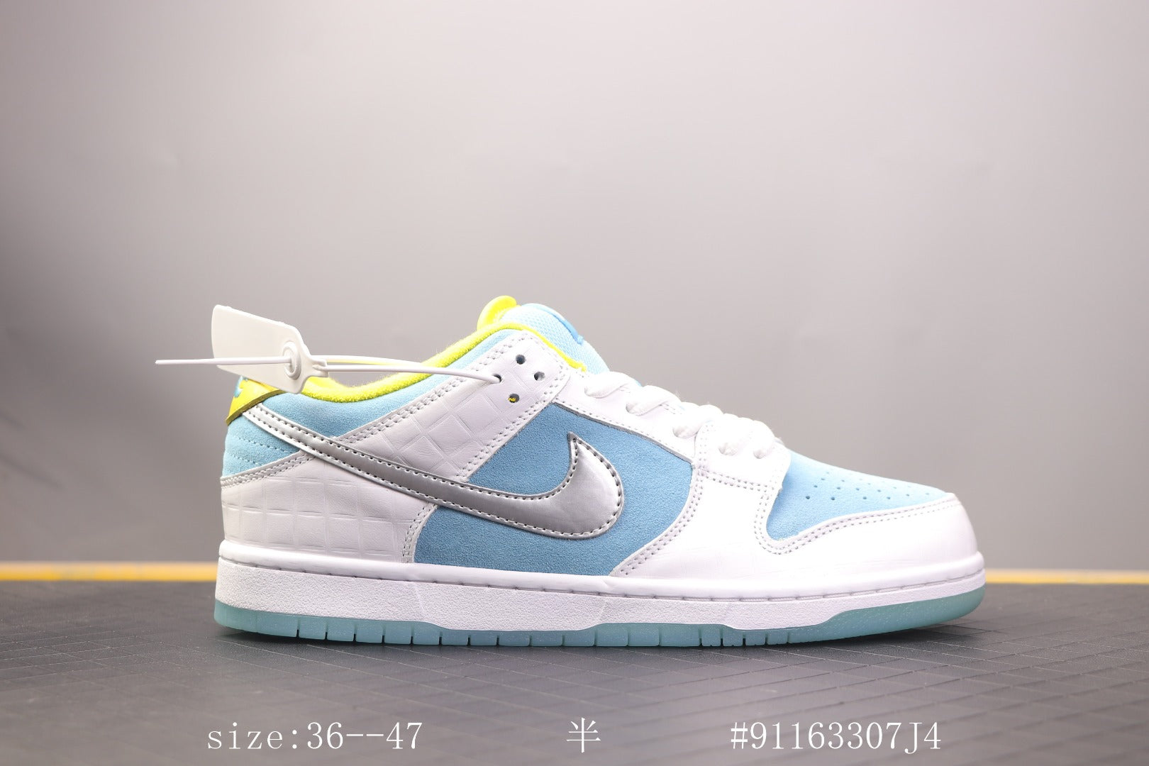 Dunk Low Sb