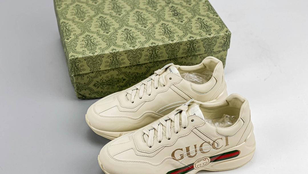 G*cci Rhyton Vintage