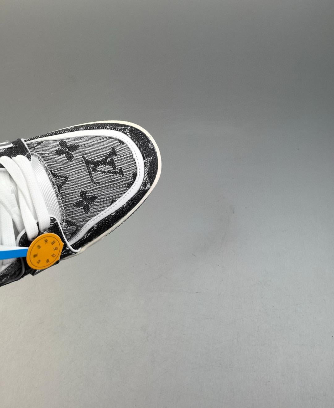 L---s V--tton Trainer Sneaker Low 39-45