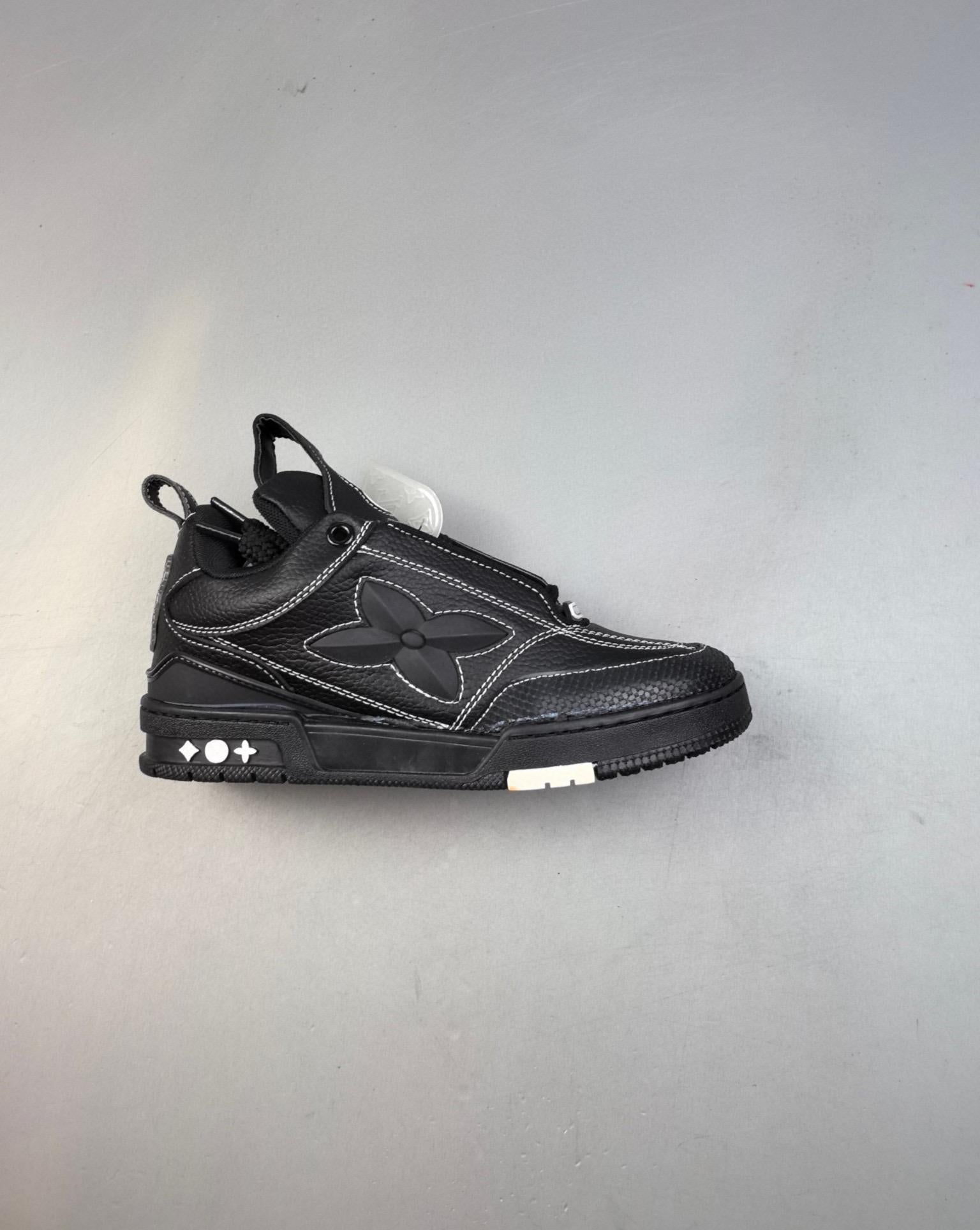 L---s V--tton Arch Light Sneaker 36-45