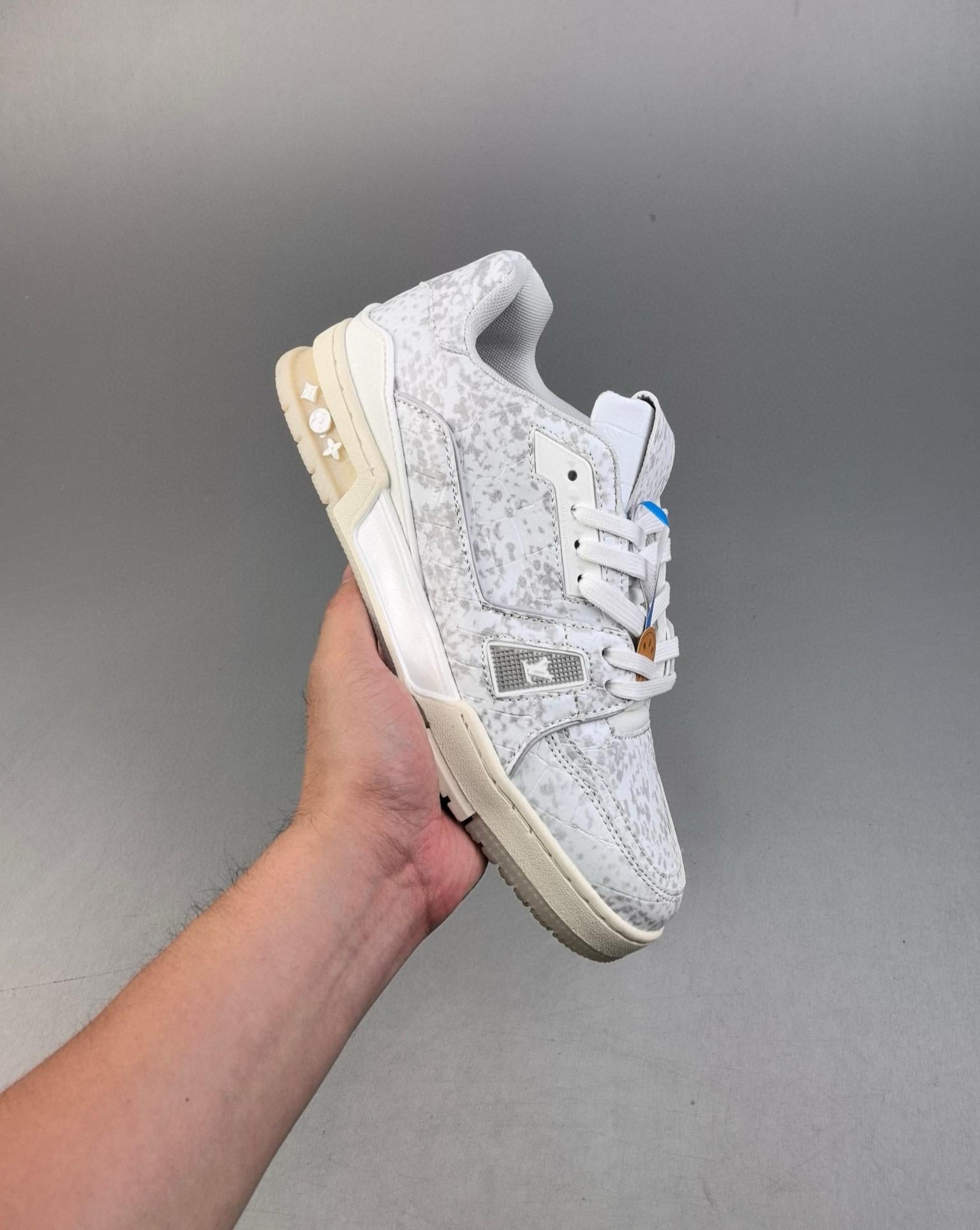 L---s V--tton Trainer Sneaker Low 39-45