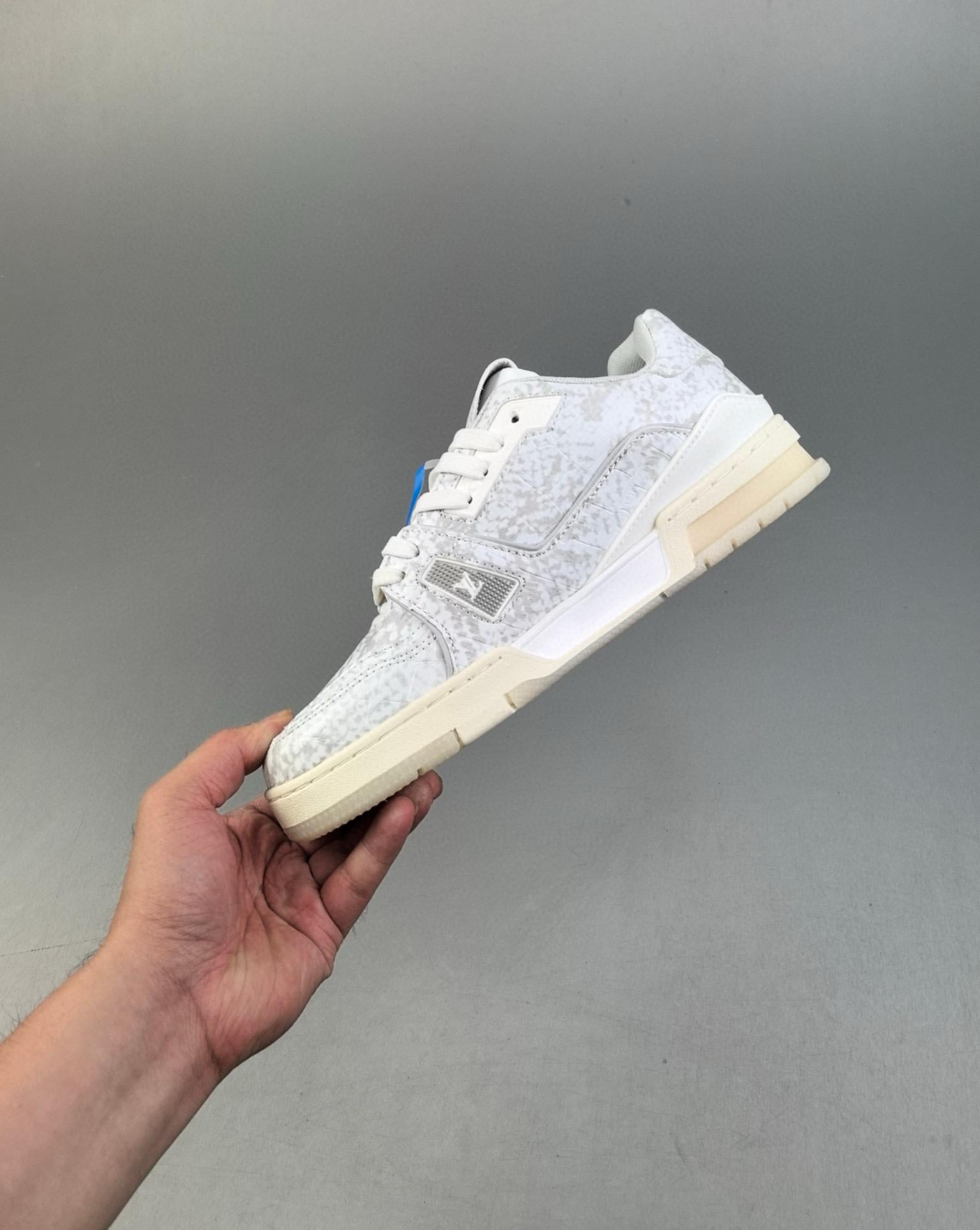 L---s V--tton Trainer Sneaker Low 39-45