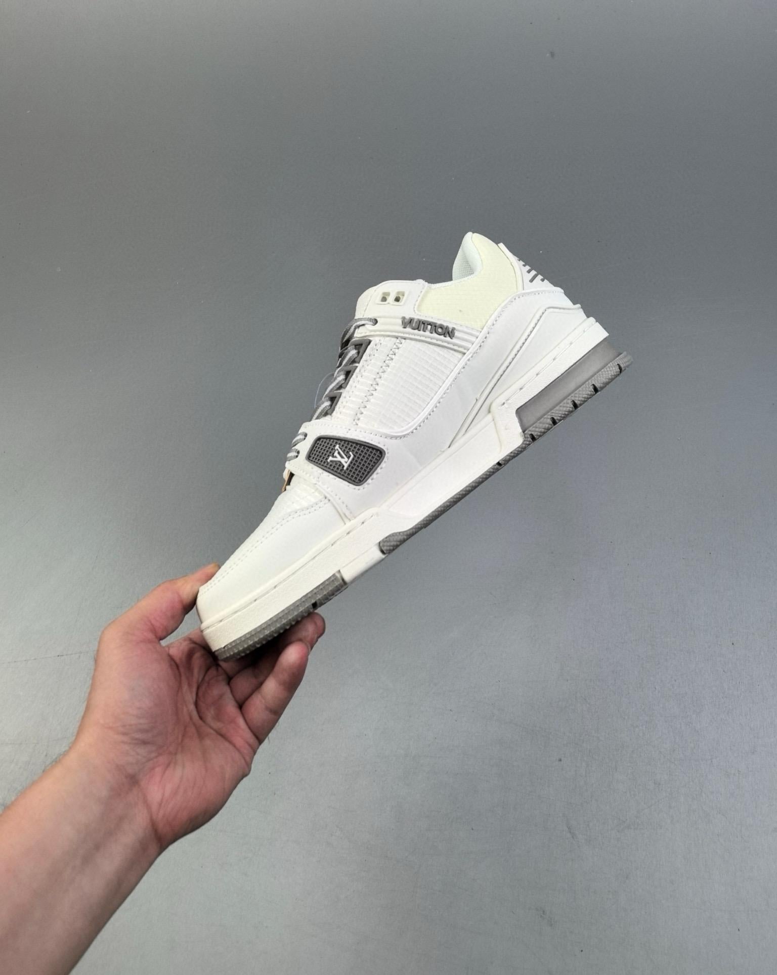 L---s V--tton Trainer Sneaker Low 39-45