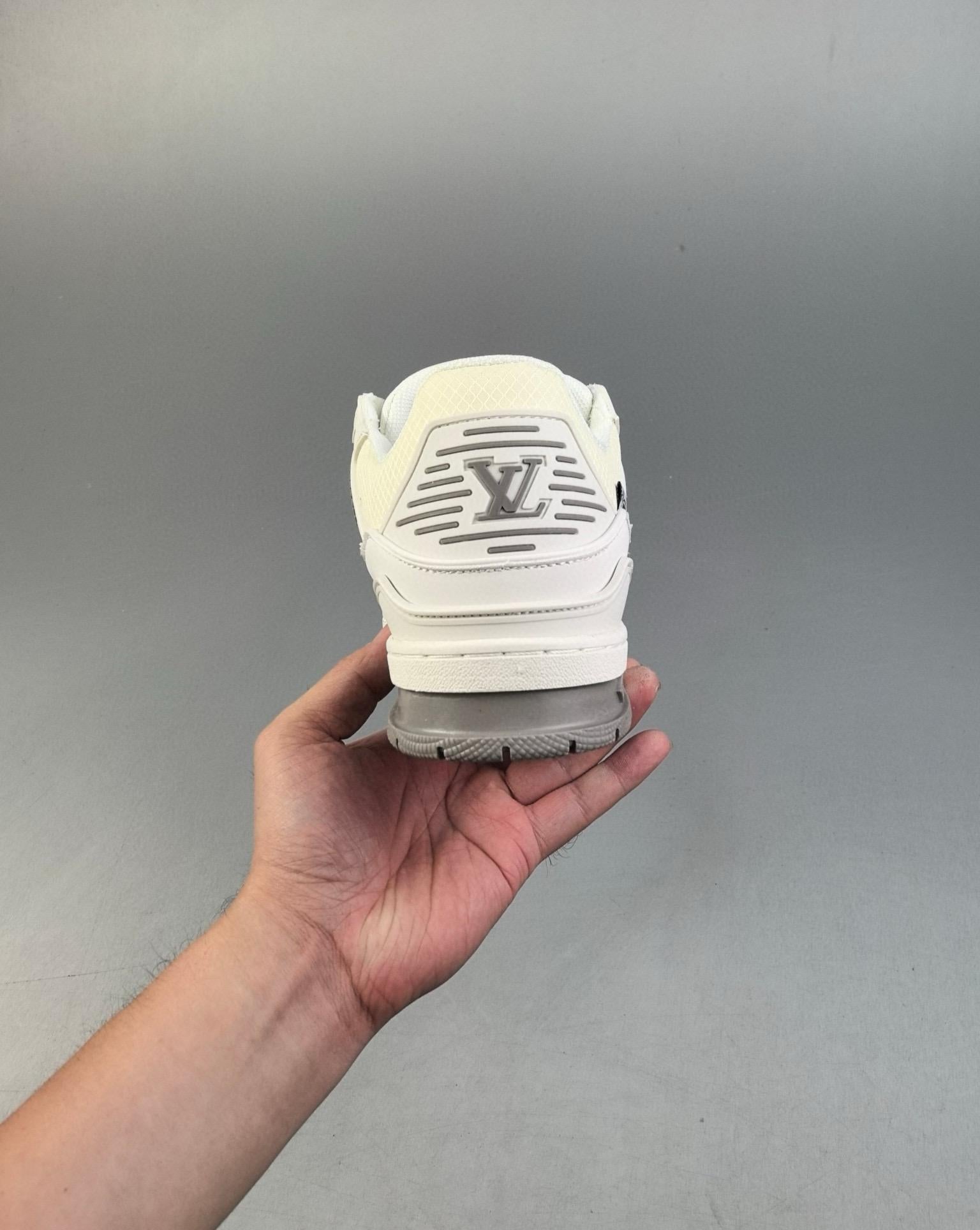 L---s V--tton Trainer Sneaker Low 39-45