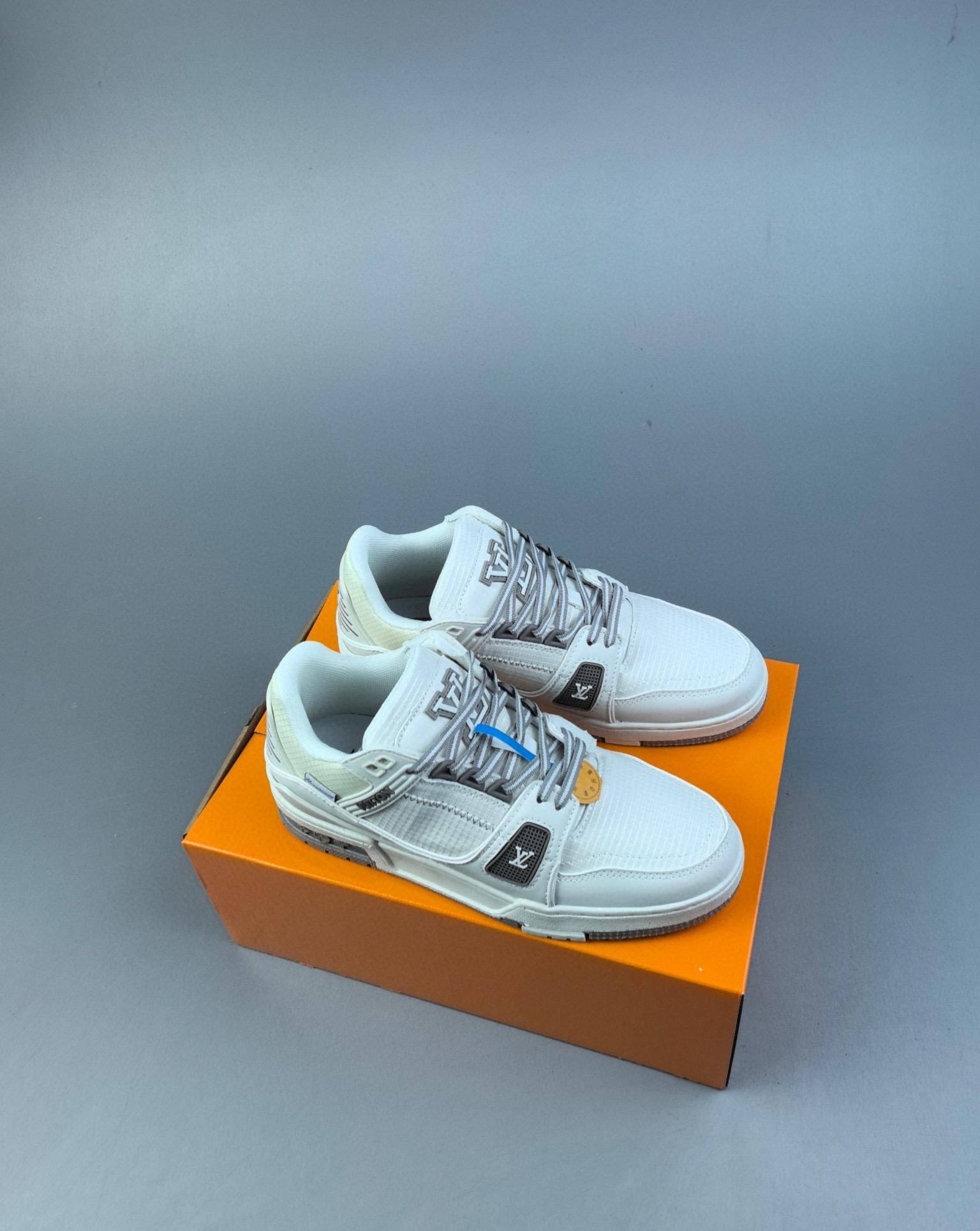 L---s V--tton Trainer Sneaker Low 39-45