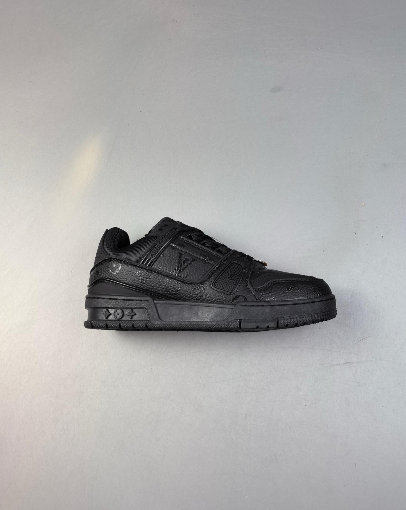 L---s V--tton Trainer Sneaker Low 40-45