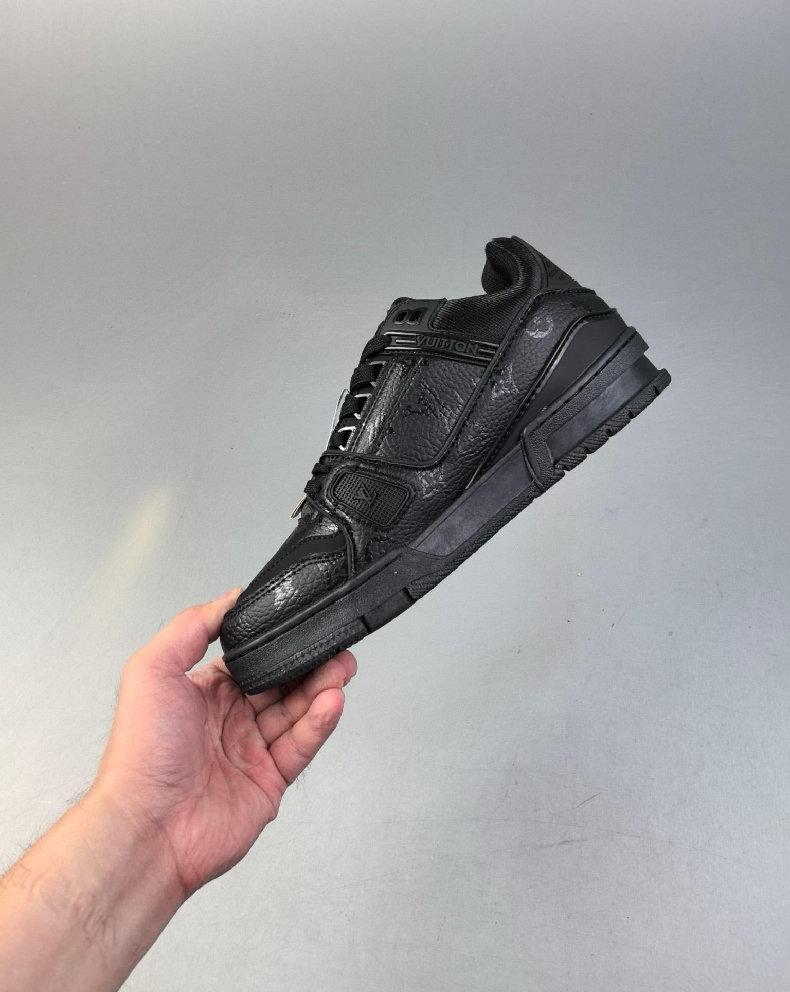 L---s V--tton Trainer Sneaker Low 40-45