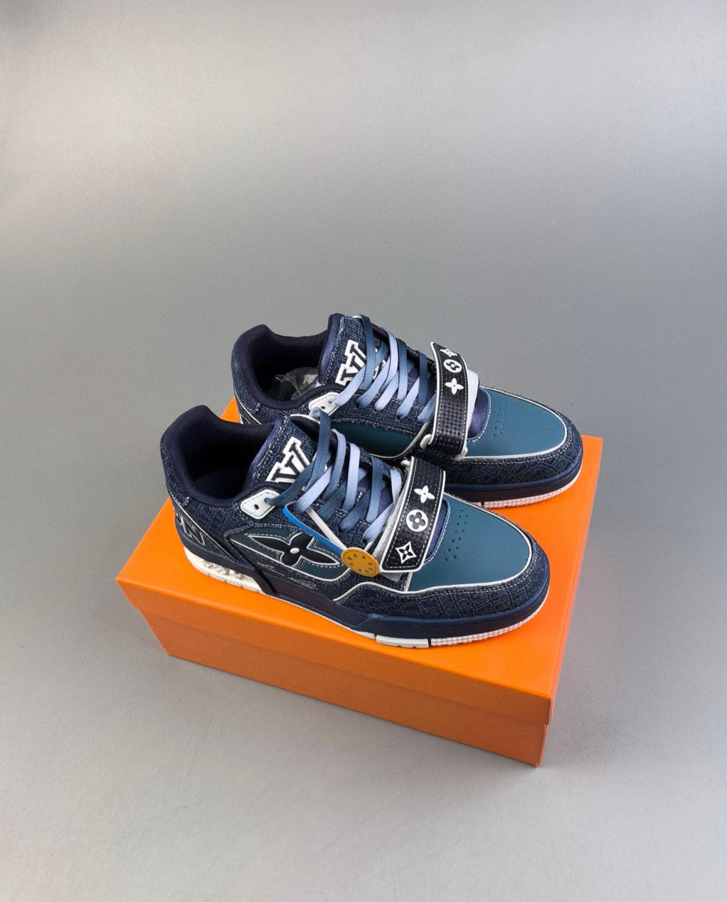 L---s V--tton Trainer Sneake Low 39-45