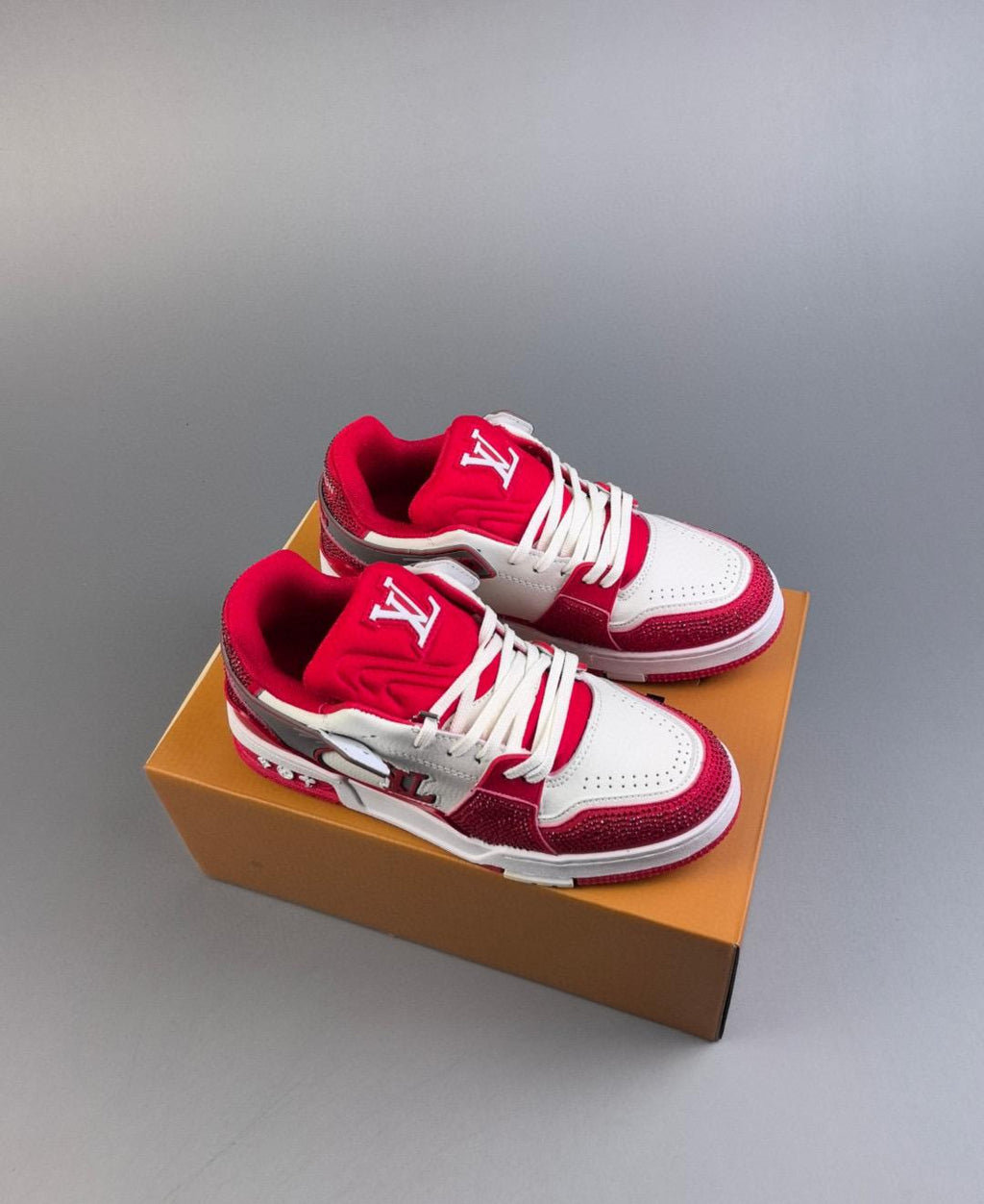 L---s V--tton Trainer Sneake Low 39-45