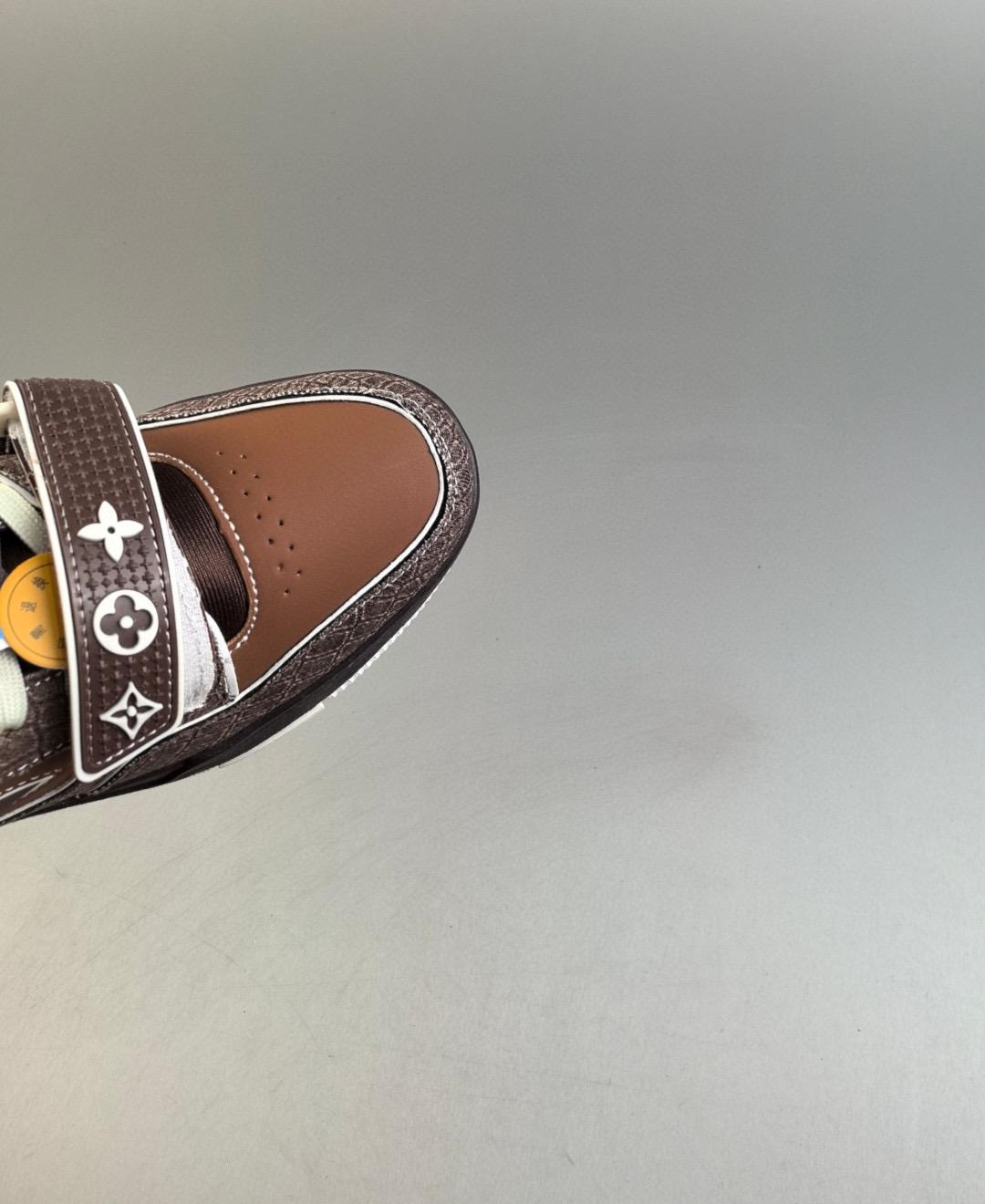 L---s V--tton Trainer Sneaker Low 39-45