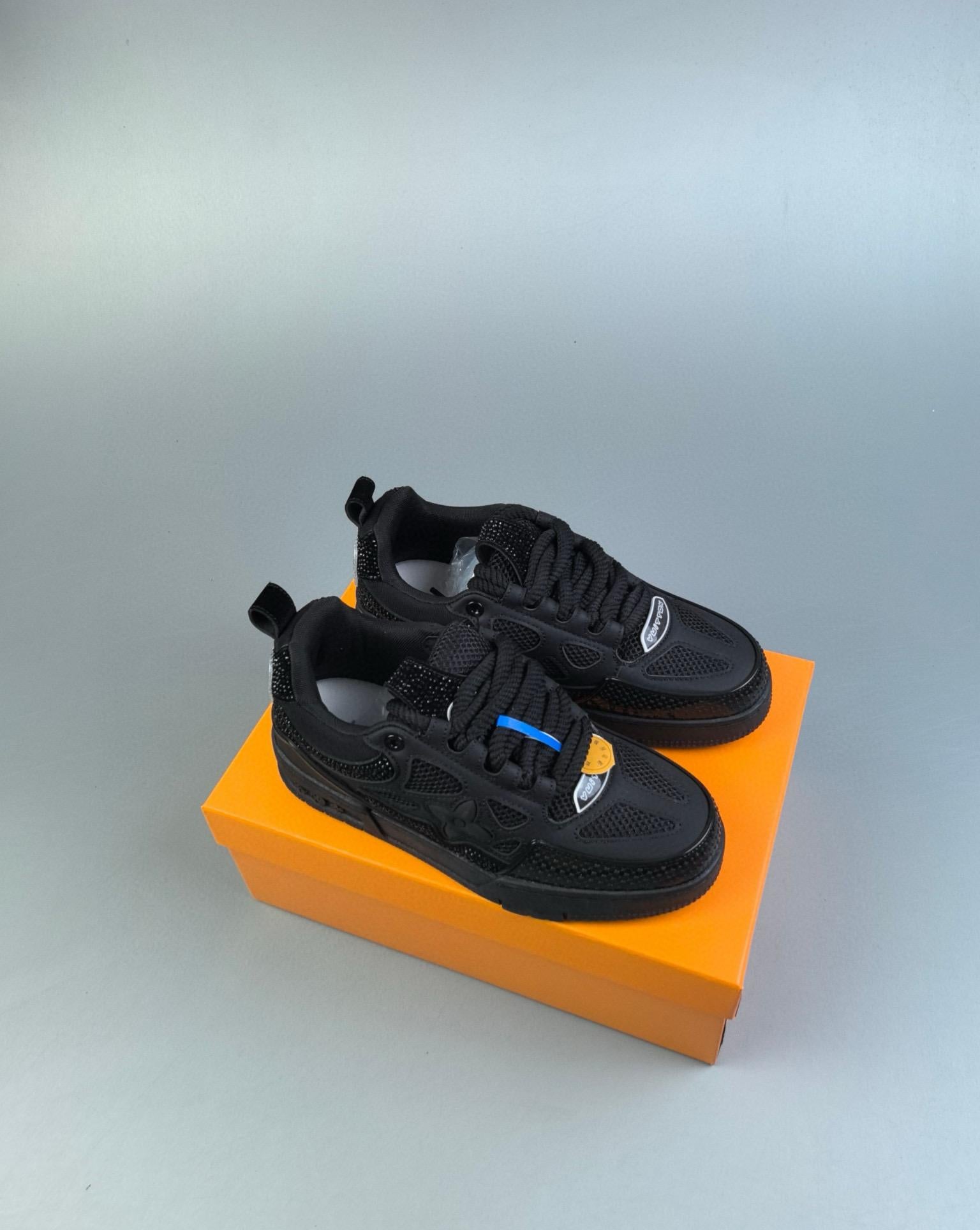 L---s V--tton Trainer Sneaker Low 39-45