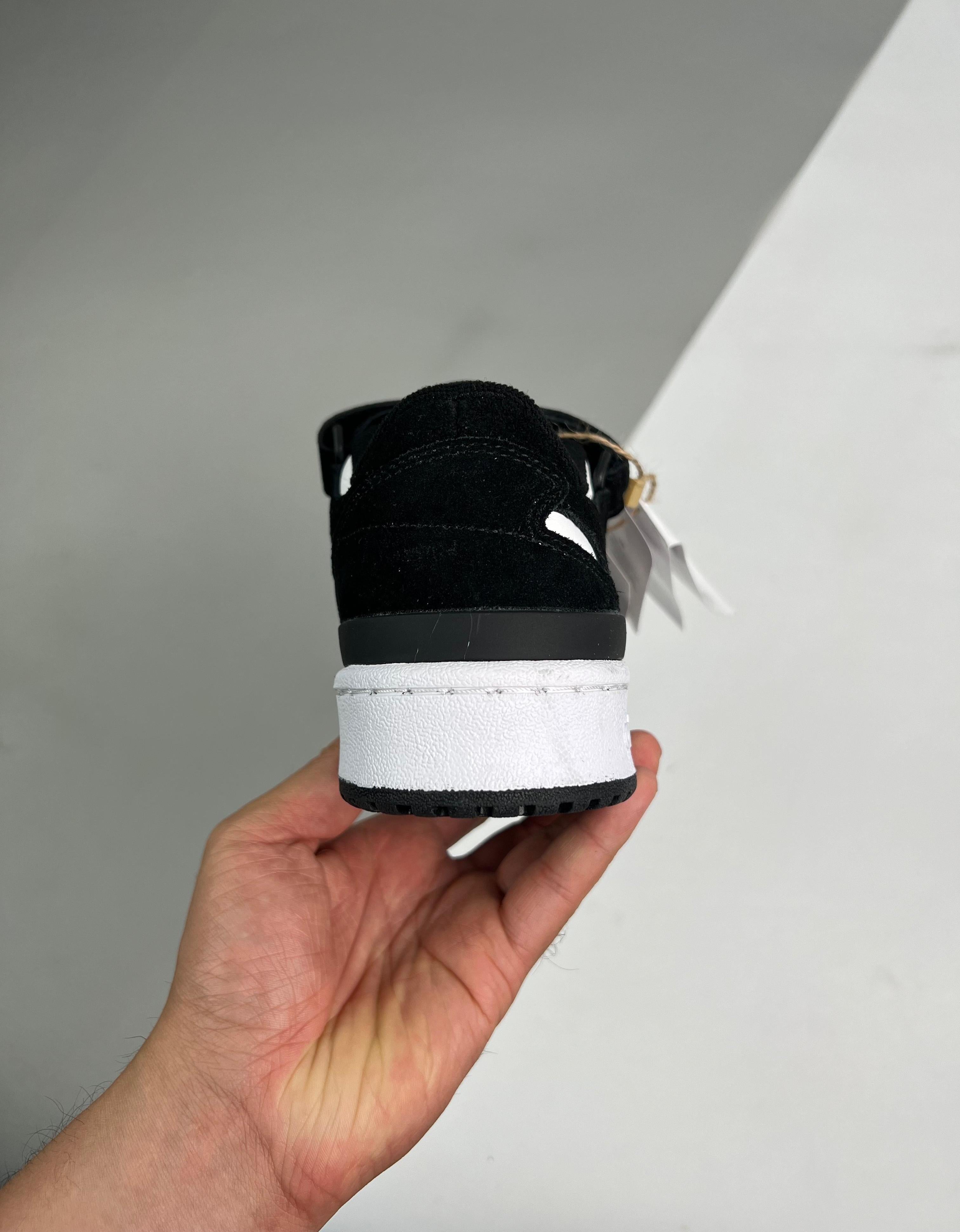 Originals Forum Low Panda 36-45