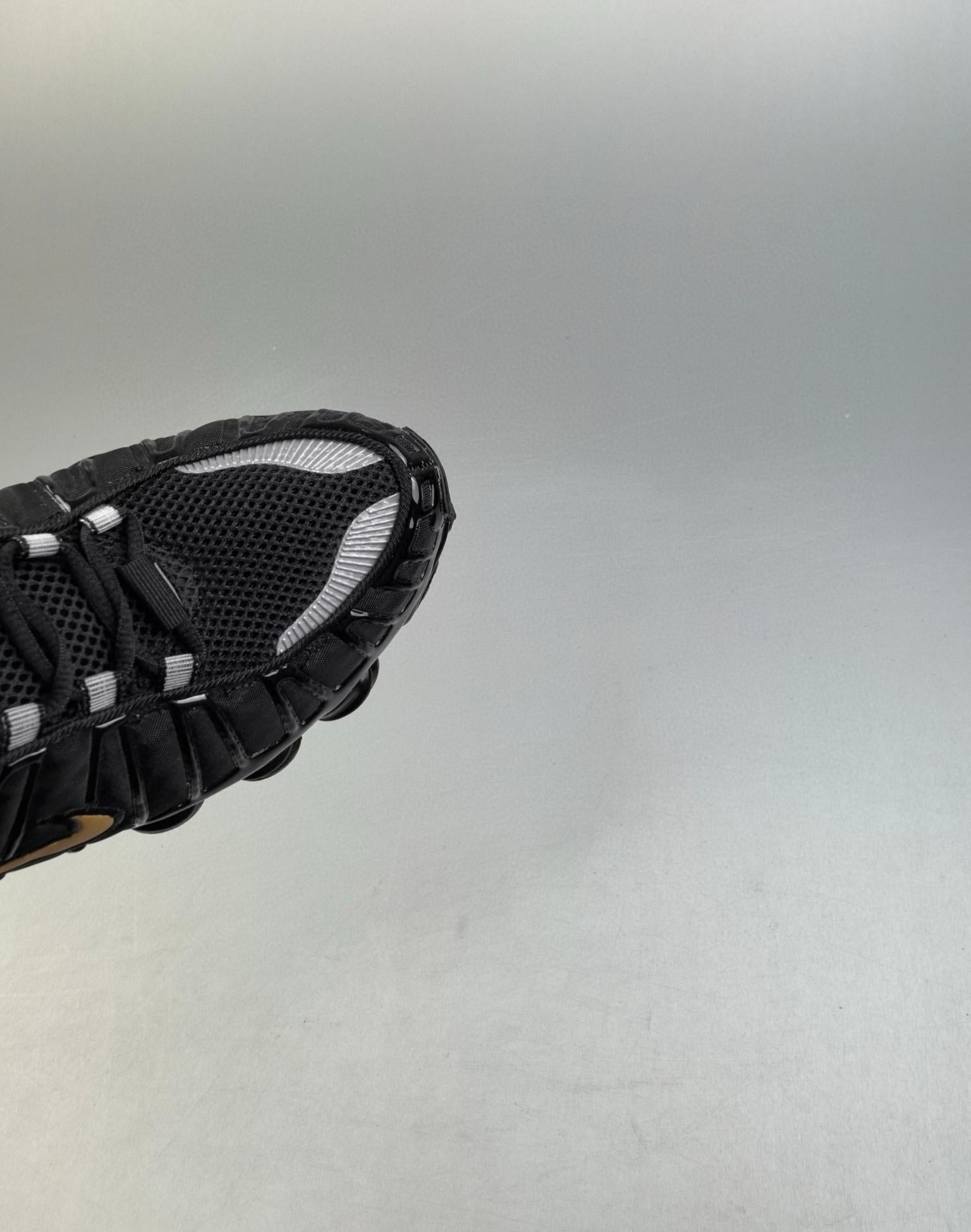 Neymar Jr X Shox Tl Black Gold Black Gold 36-46