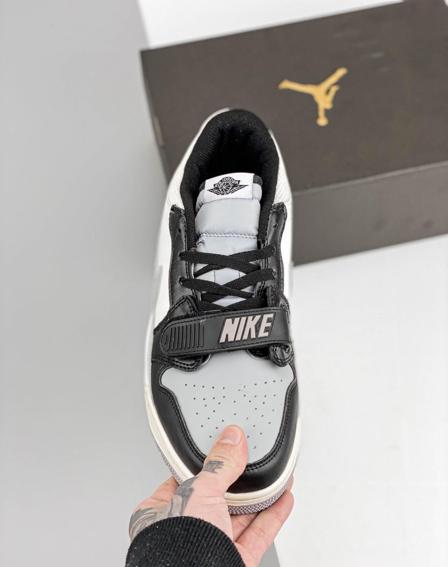 Air Jordan Legacy