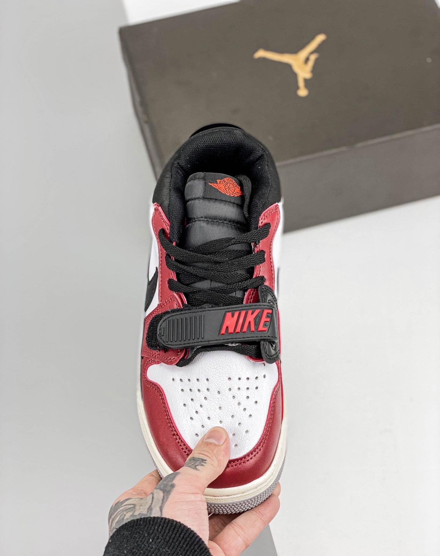 Air Jordan Legacy