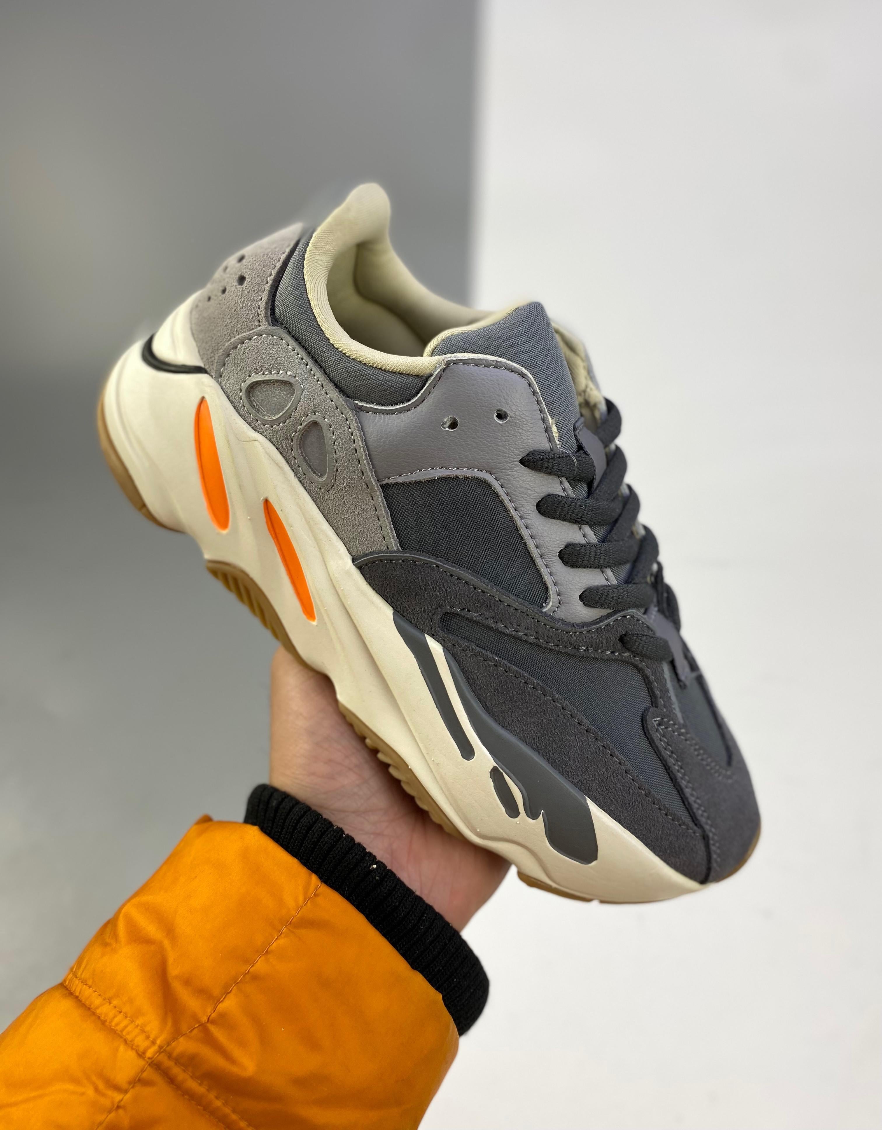 Yeezy Boost 700v2 36-46