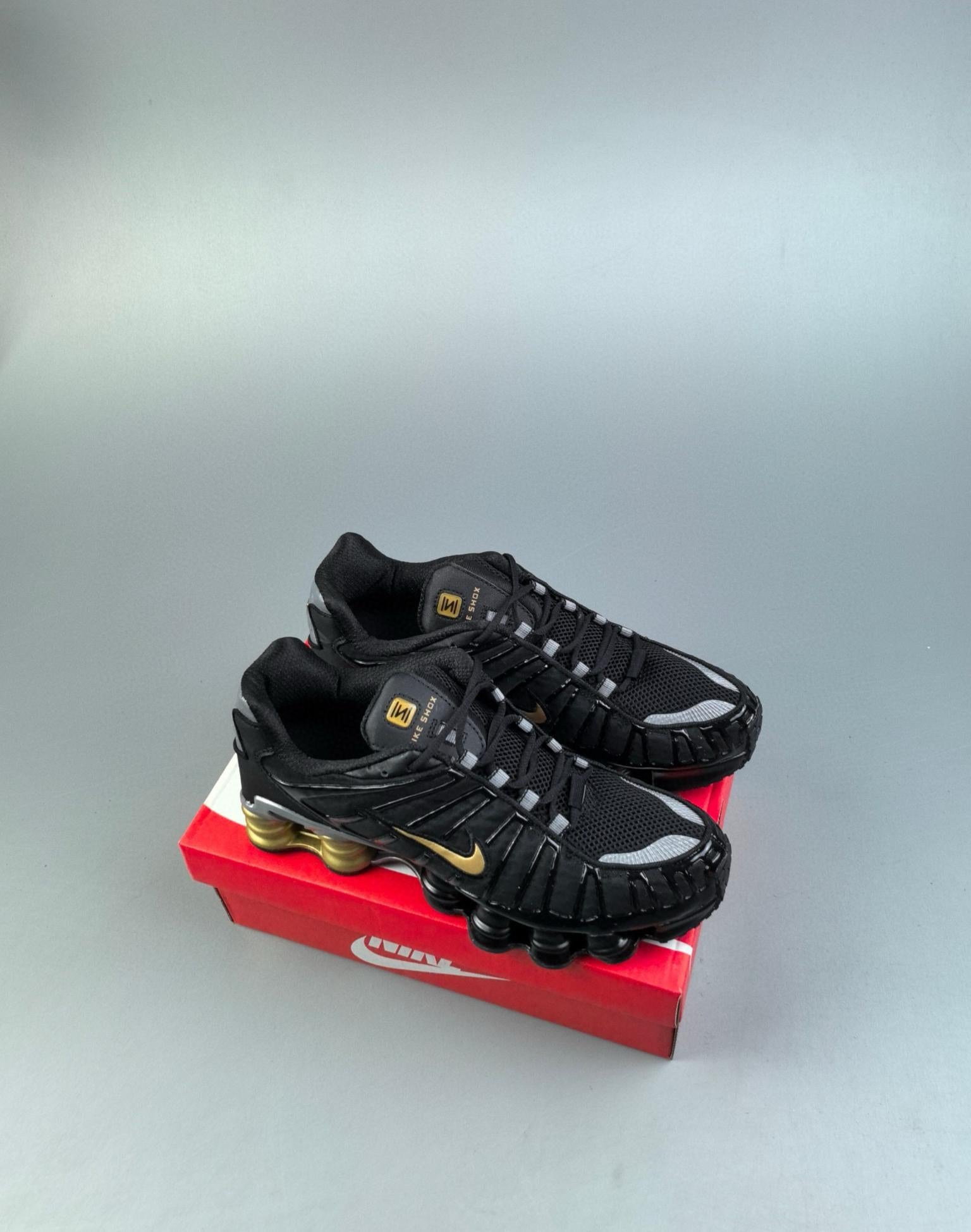 Neymar Jr X Shox Tl Black Gold Black Gold 36-46