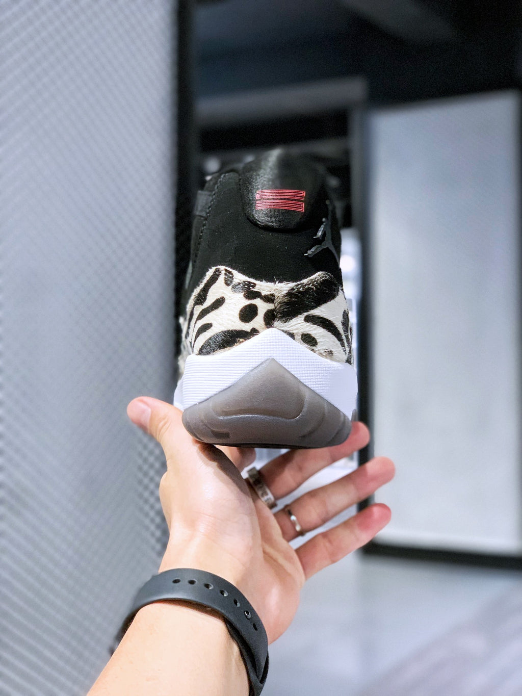 Air Jordan 11 Animal 36-44