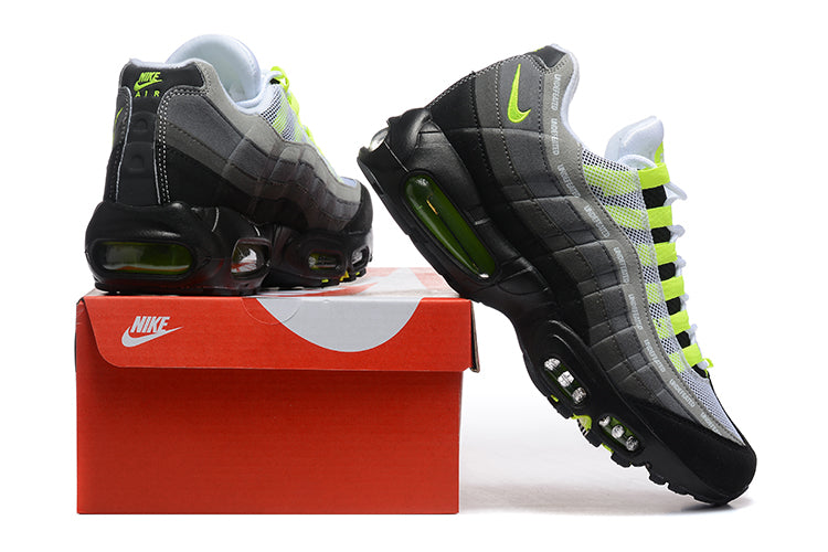 140 Air Max 95 Undefeated