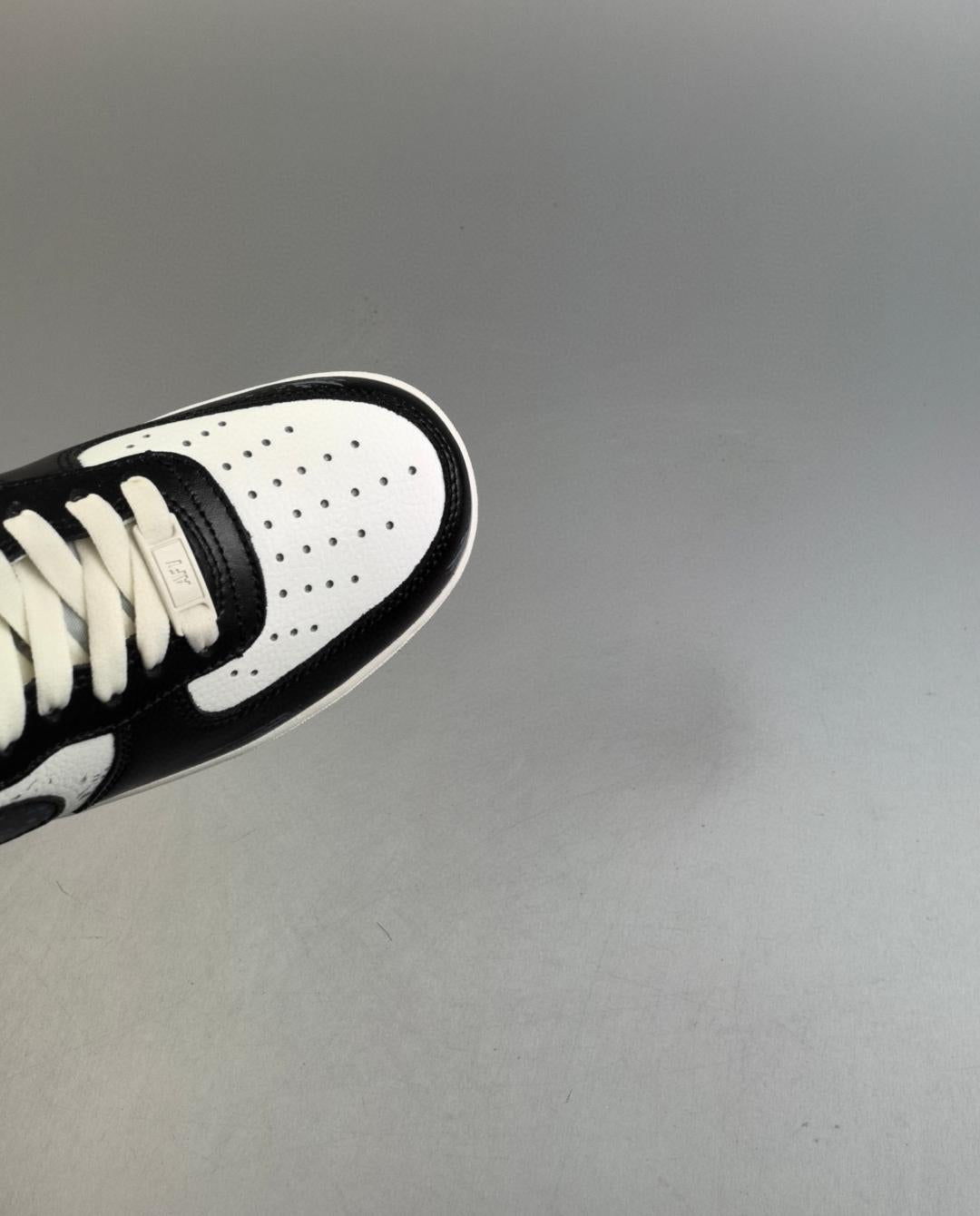 Air Force 1 07 36-45