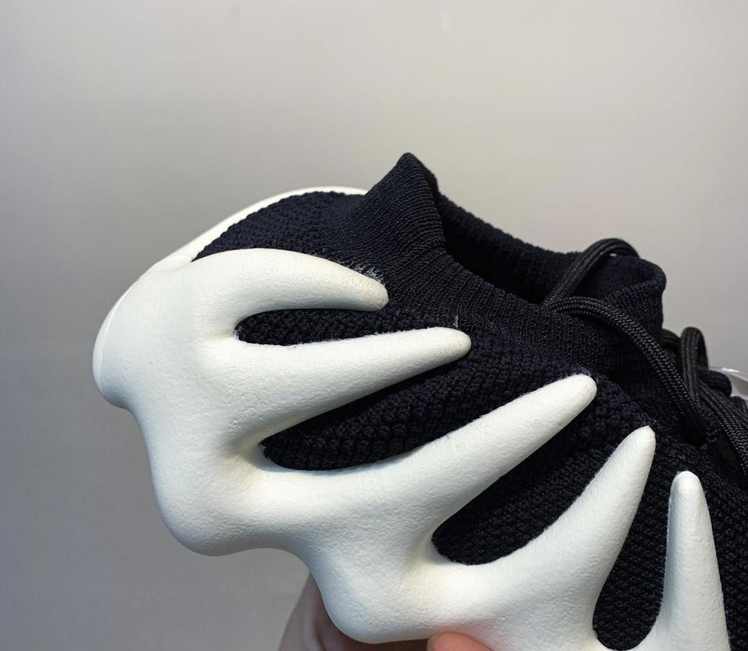 Ad Yeezy 450