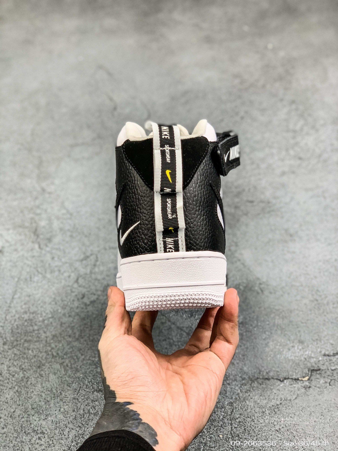 Air Force 1 Mid 07 Lv8
