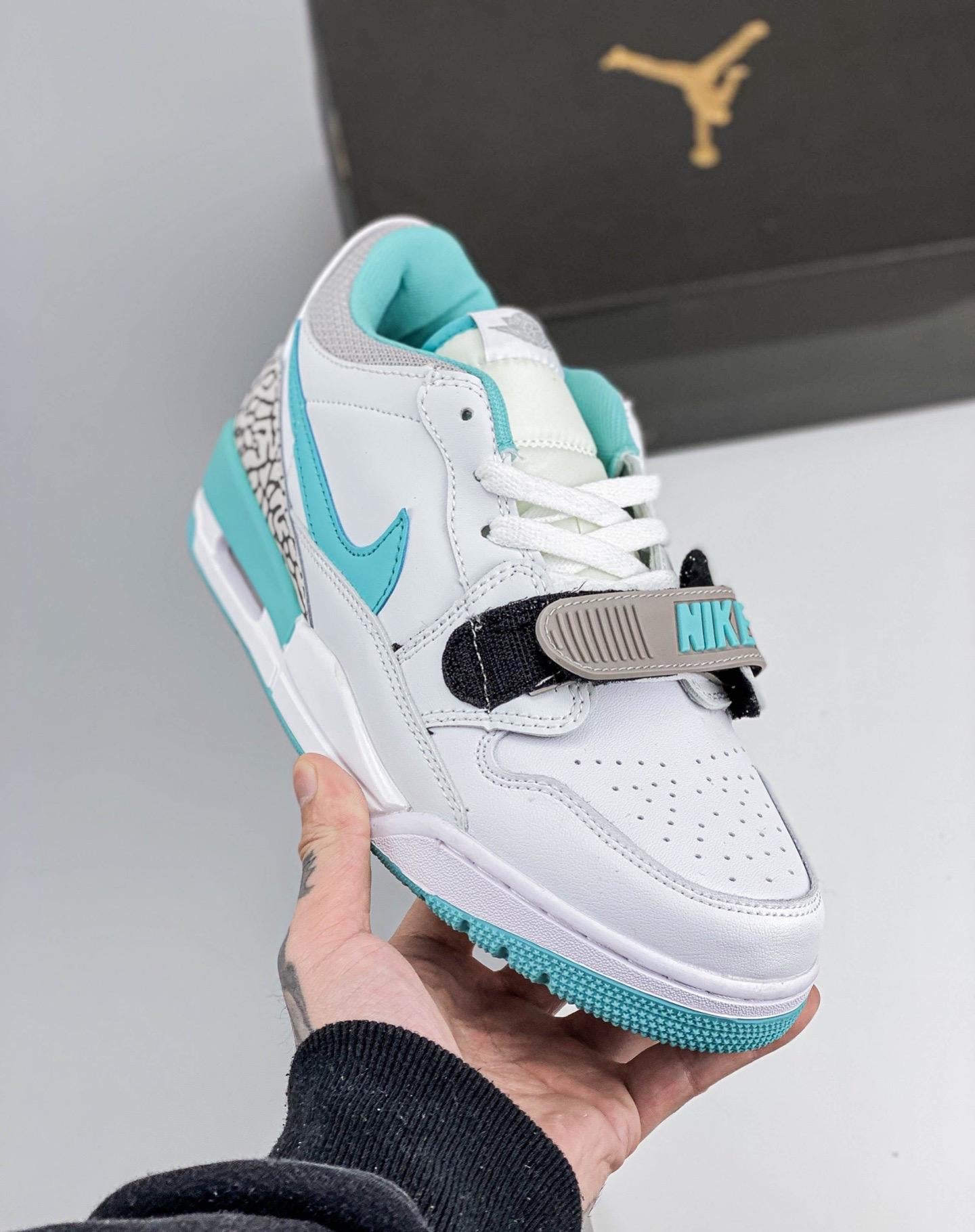 Air Jordan Legacy