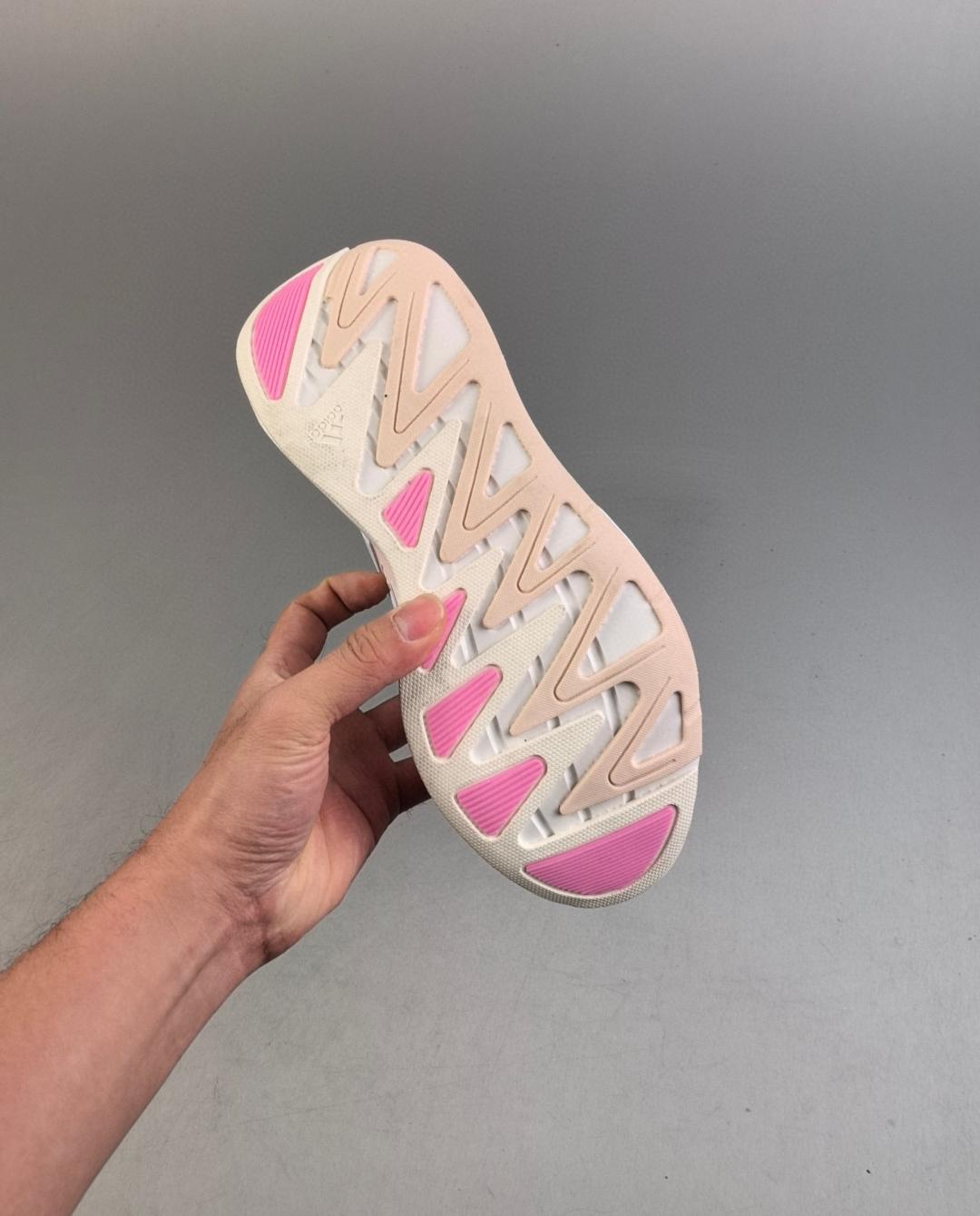 Adizero Aruku 36-41