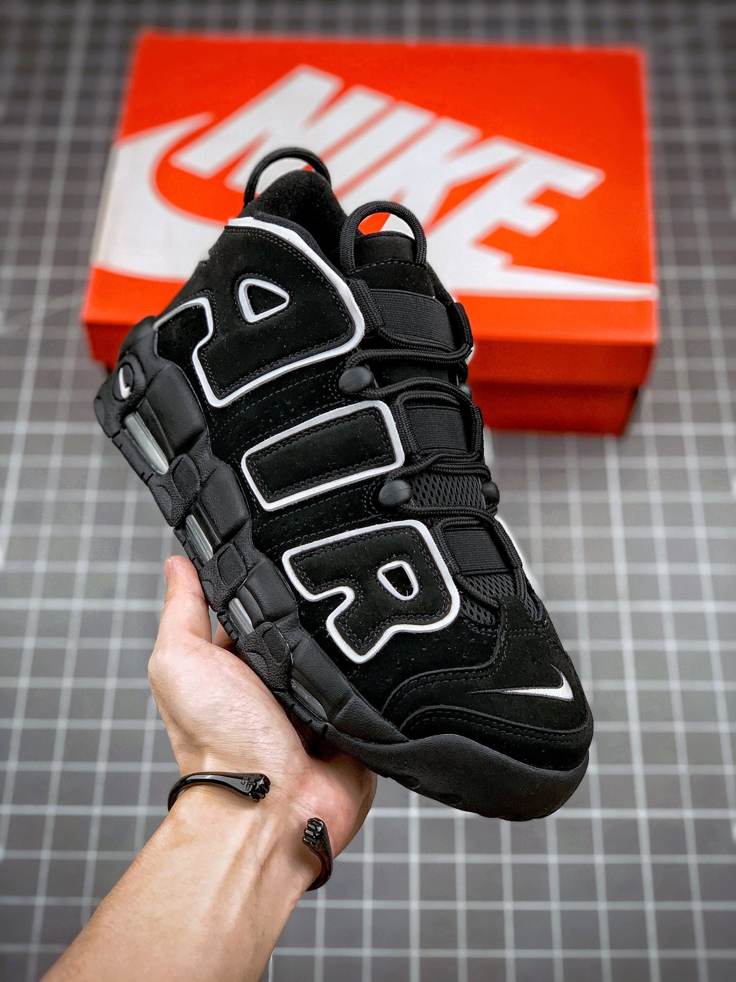Air More Uptempo 36-45