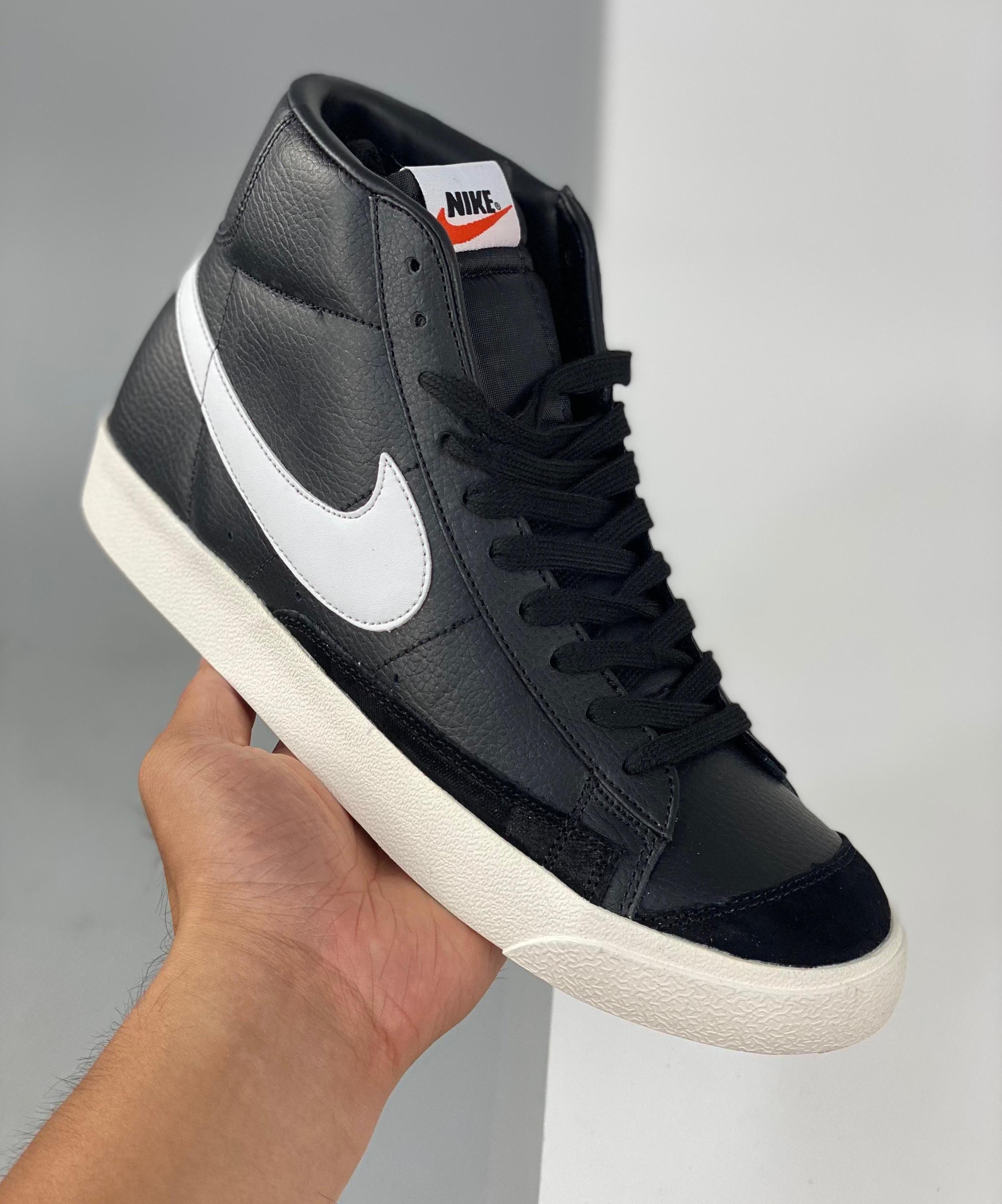 Blazer Mid 1977 Vintage sketch 36-45