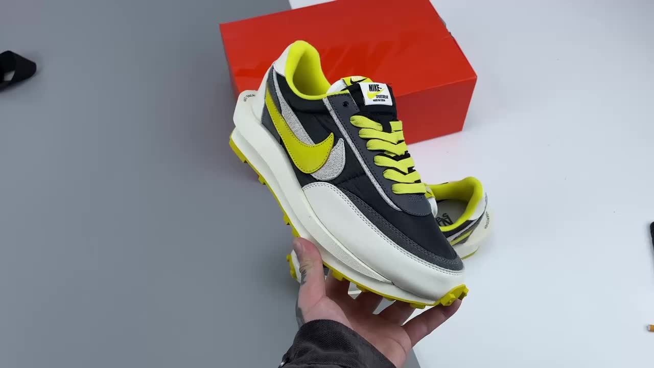 240 Undercover X Sacai X Ldwafflebright Citron _2
