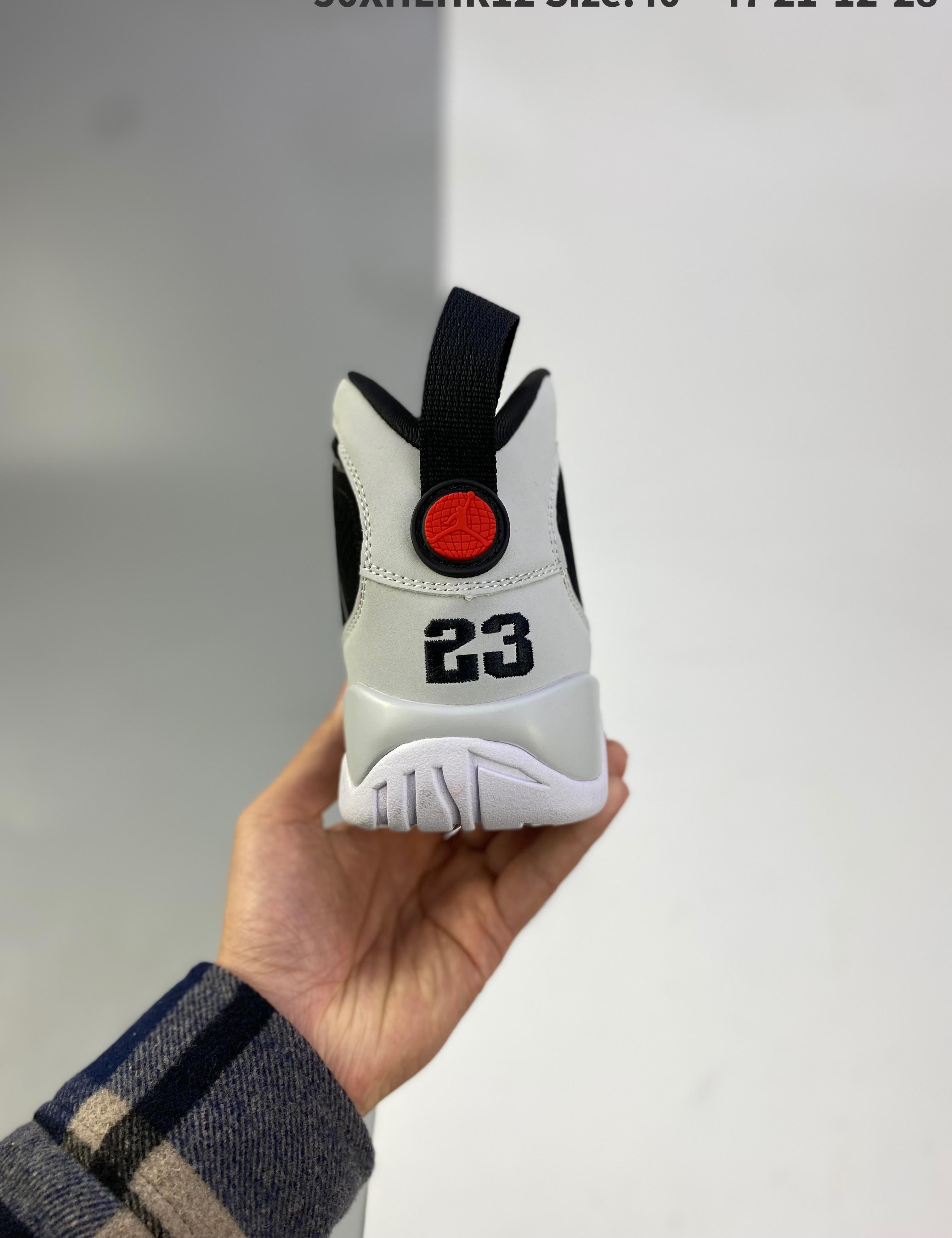 Air Jordan 9 Retro 40-47