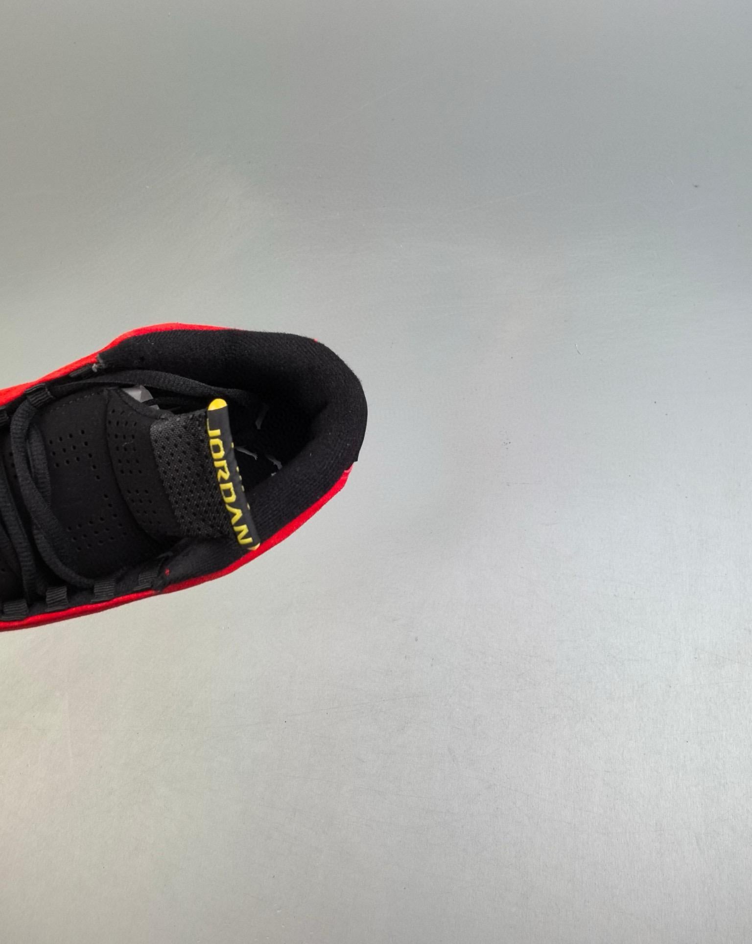 Air Jordan 14 Retro Ferrari 36-47