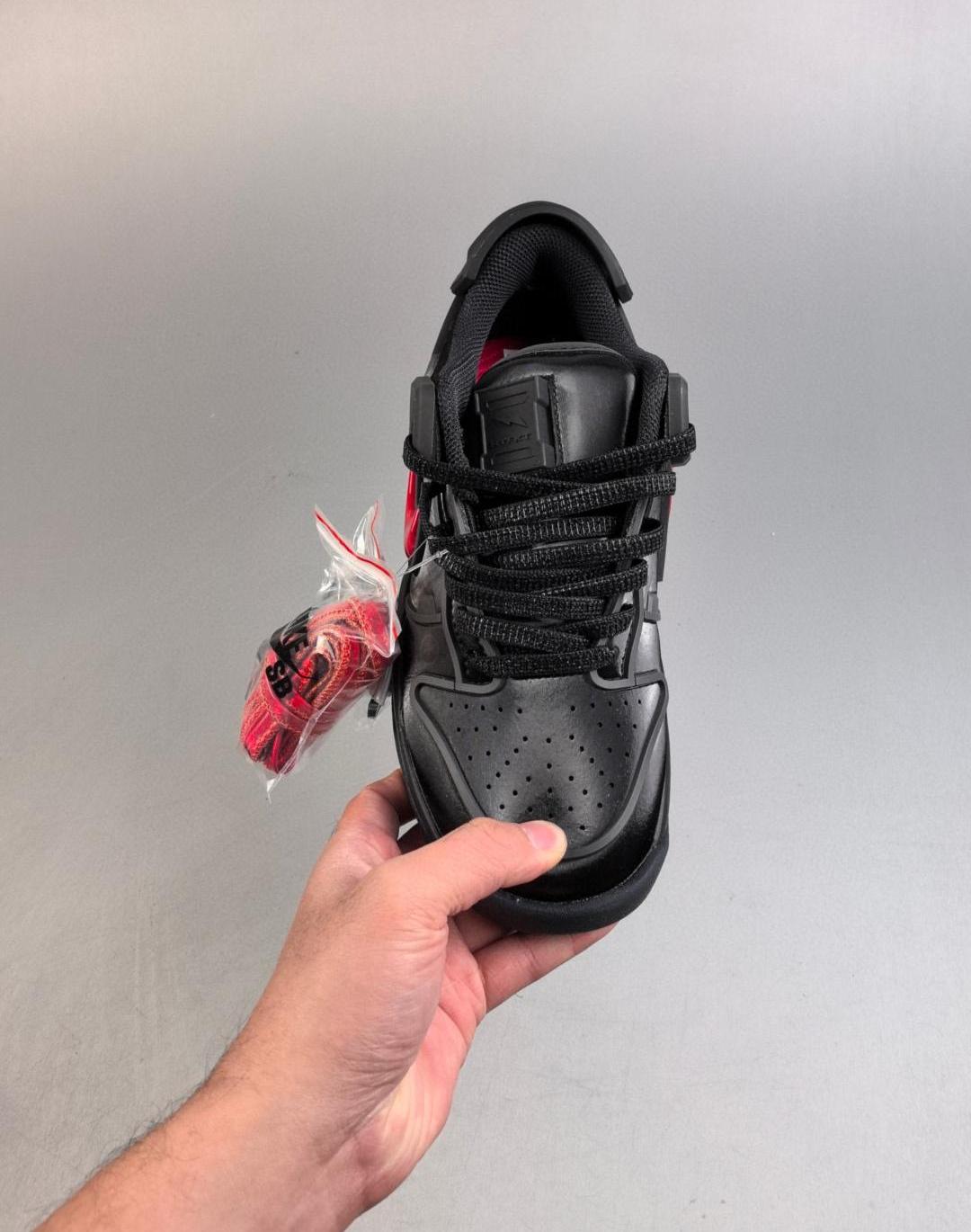 Dunk Genesis Void 40-45