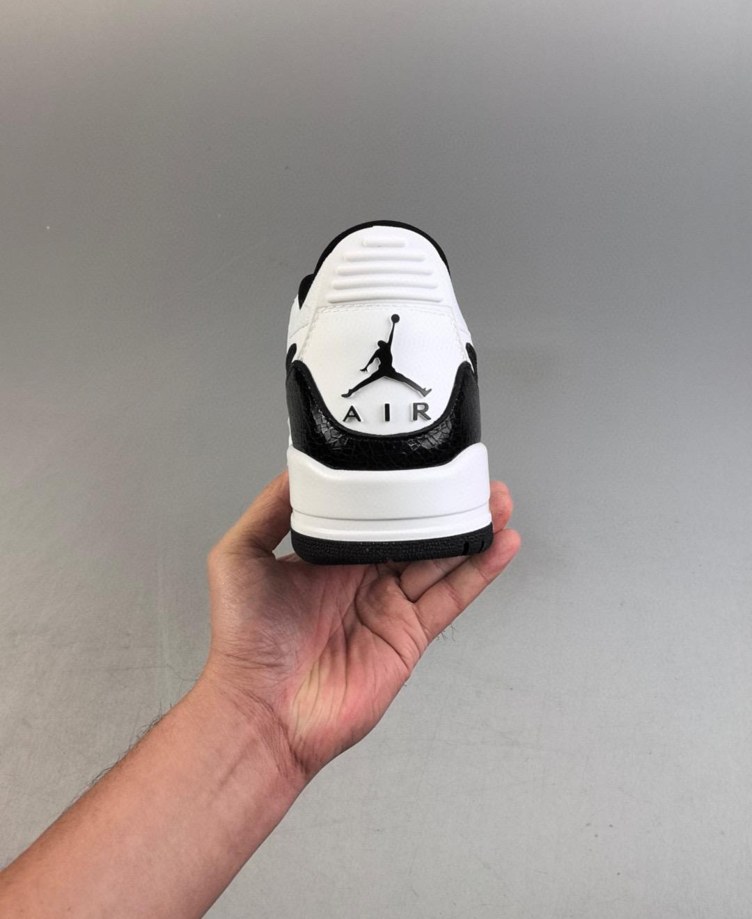 Air Jordan Legacy 312 Low Panda 36-475