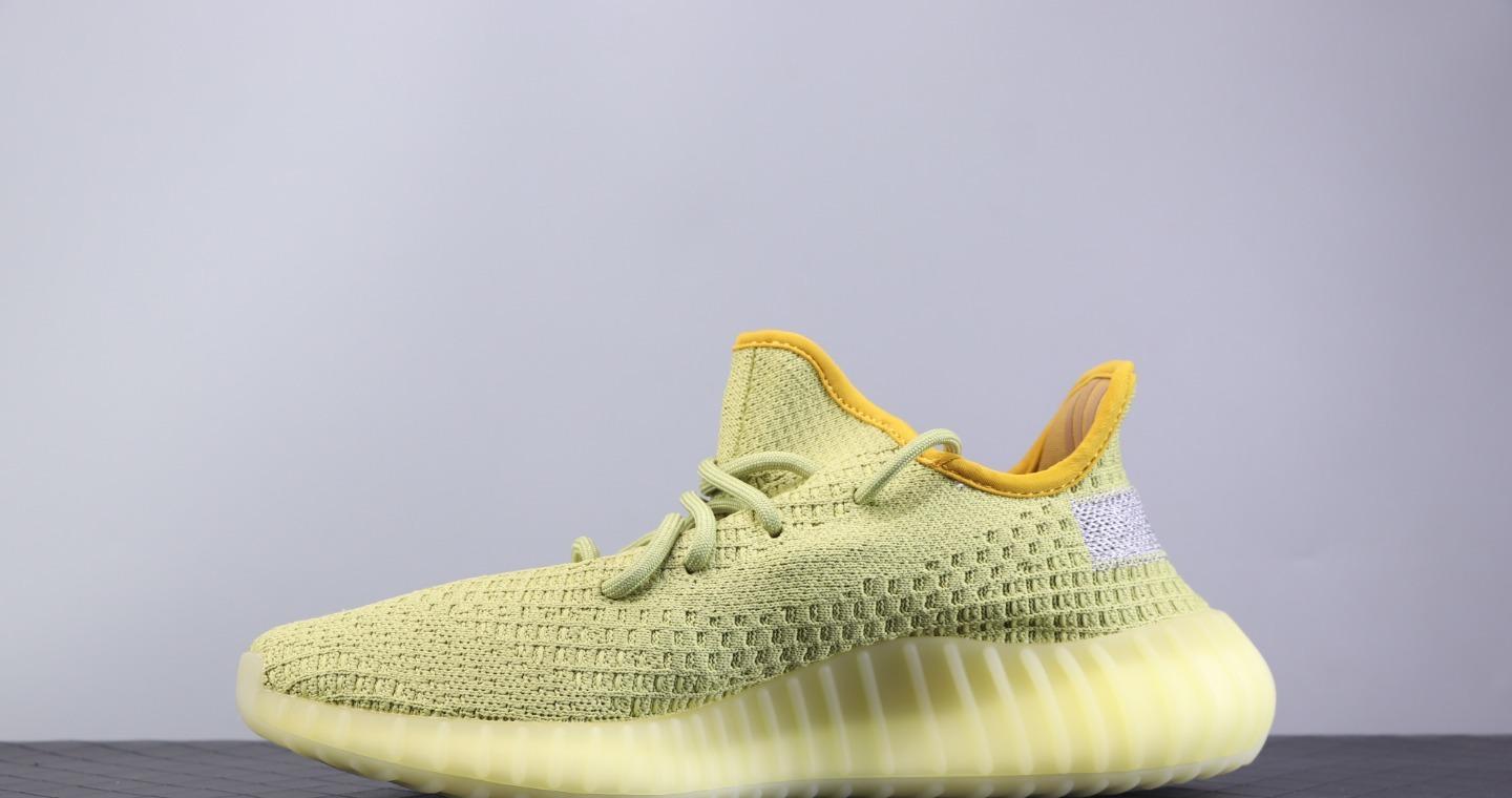 Yeezy 350 V2 Boost