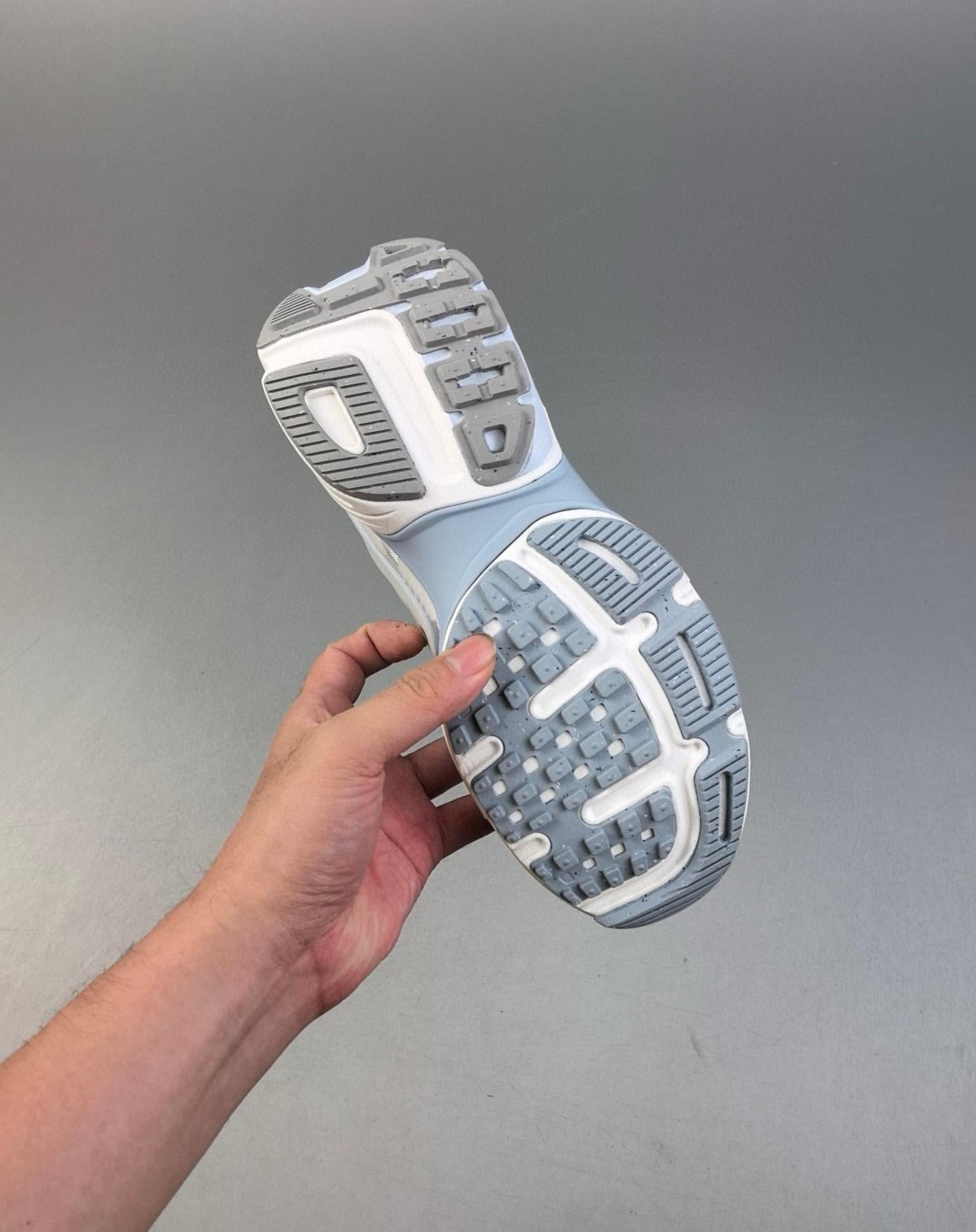200 V2k Run Fd0736 009 36-40