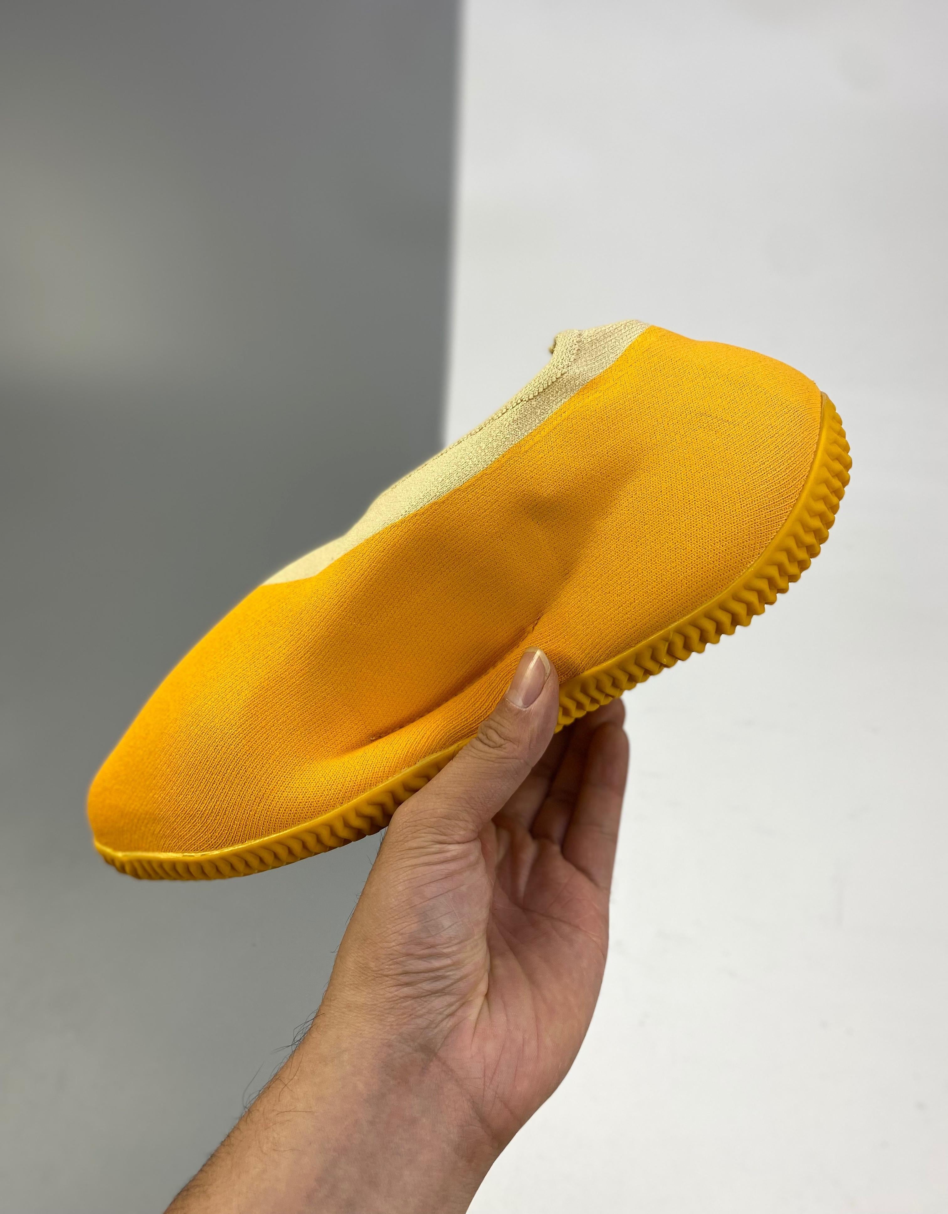 Yeezy Knit Runner Sulfur 36-47