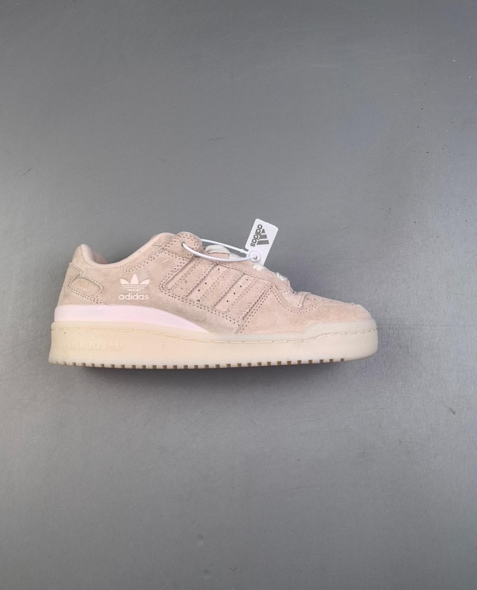 Forum Low Cl W 36-45