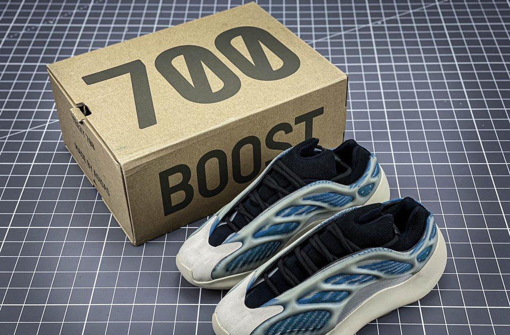 Yeezy 700 V3 36-46