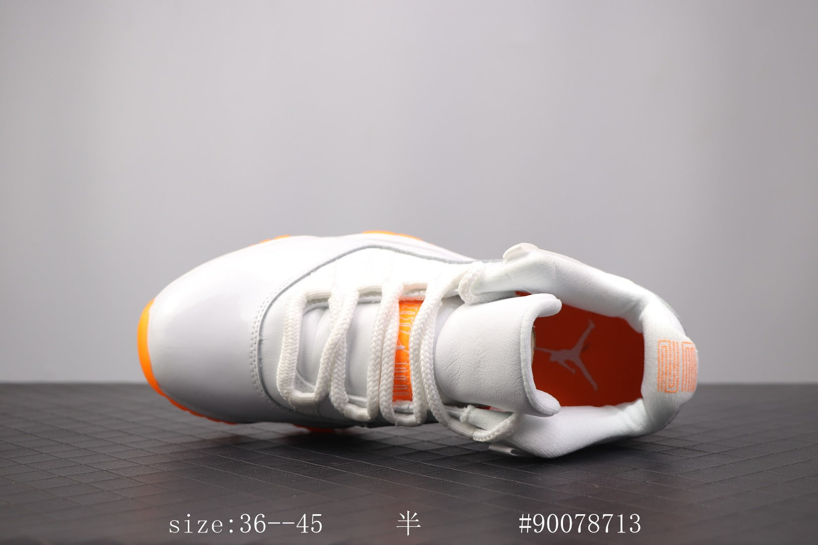 Air Jordan 11