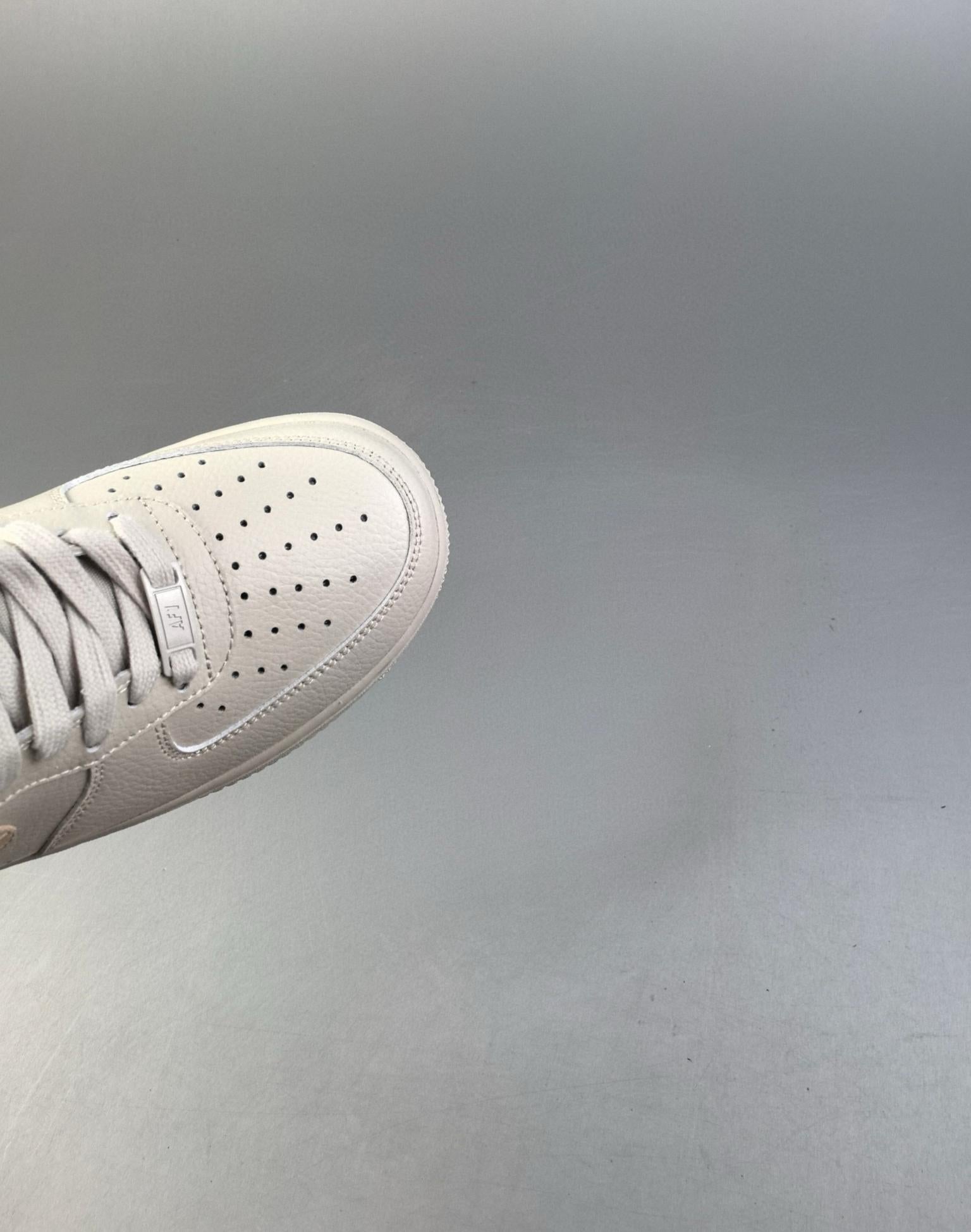 Air Force 1 07 Lv8 36-45