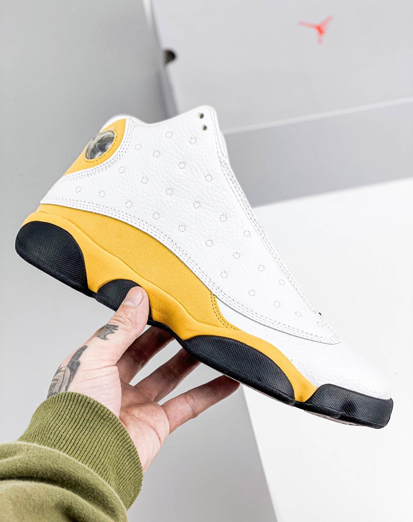 Air Jordan 13 Court Purple