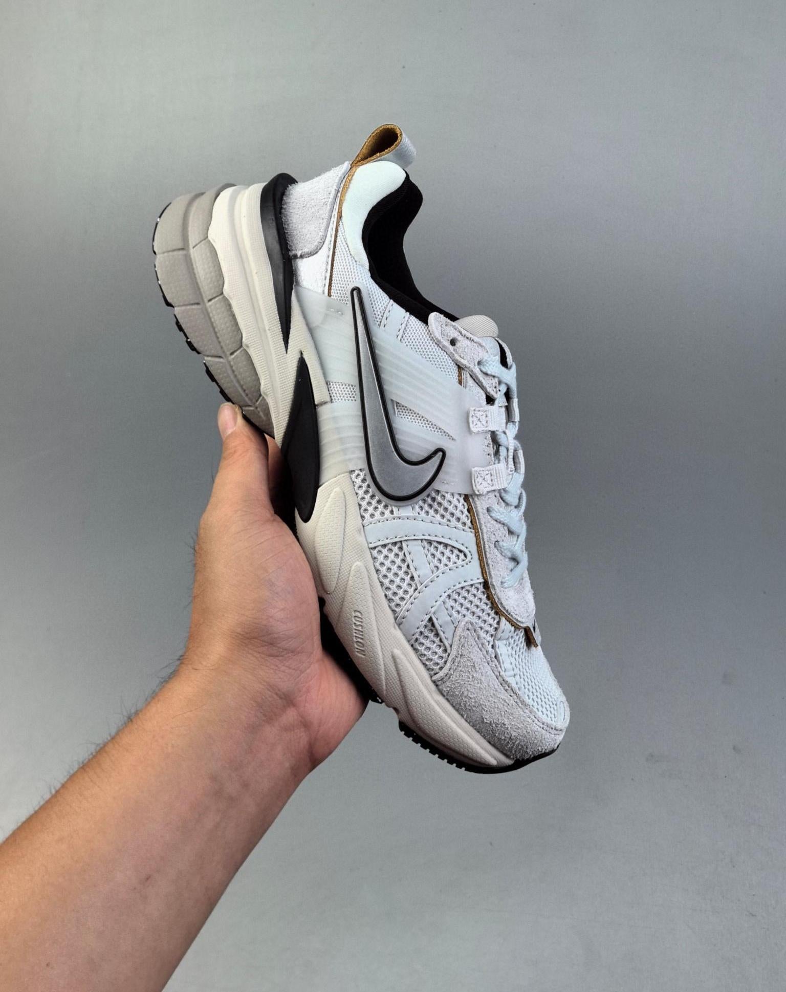 200 V2k Run Fd0736-102 Size36-45 _2