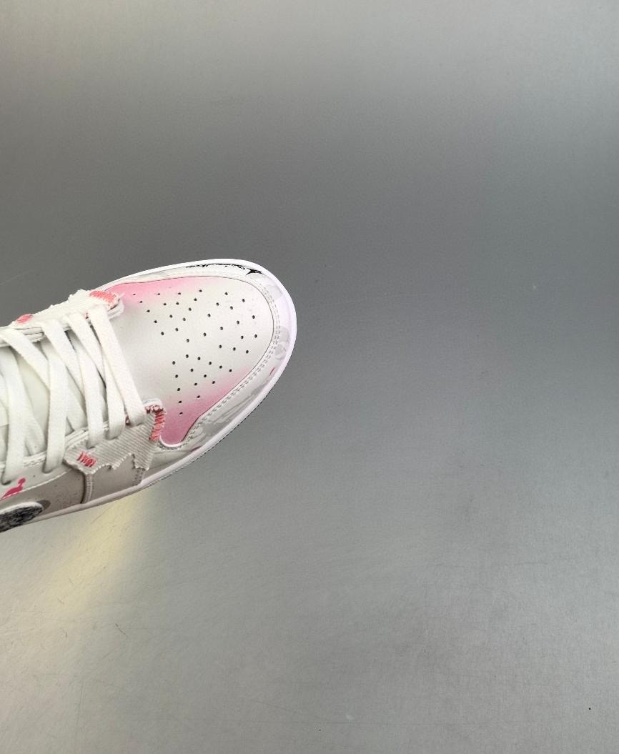 Air Jordan 1 Low