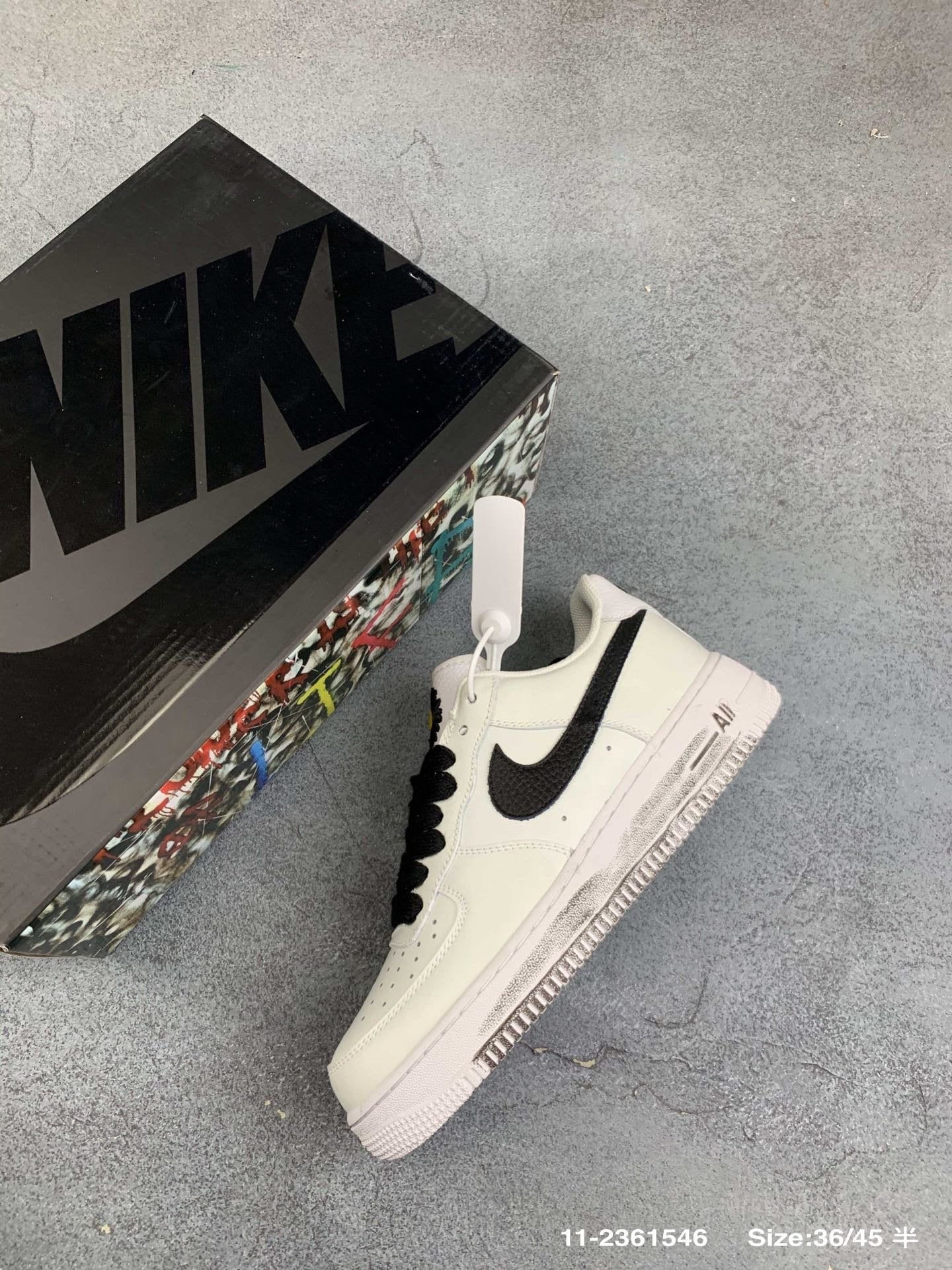 Peaceminusone X Air Force 1 para-noise