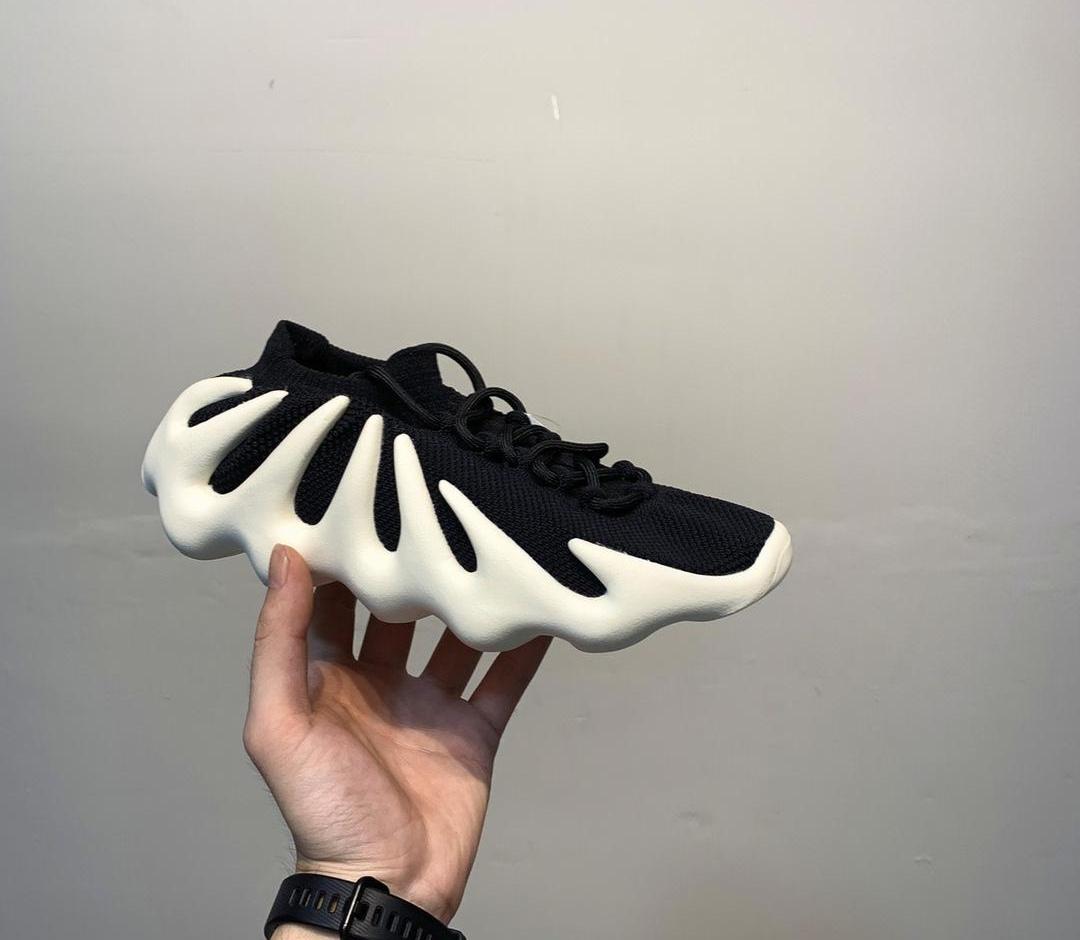 Ad Yeezy 450